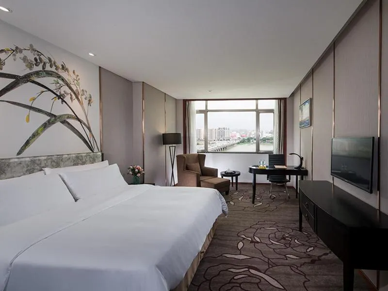 Bed in Vienna International Hotel Shantou Chenghai Waisha Bridge