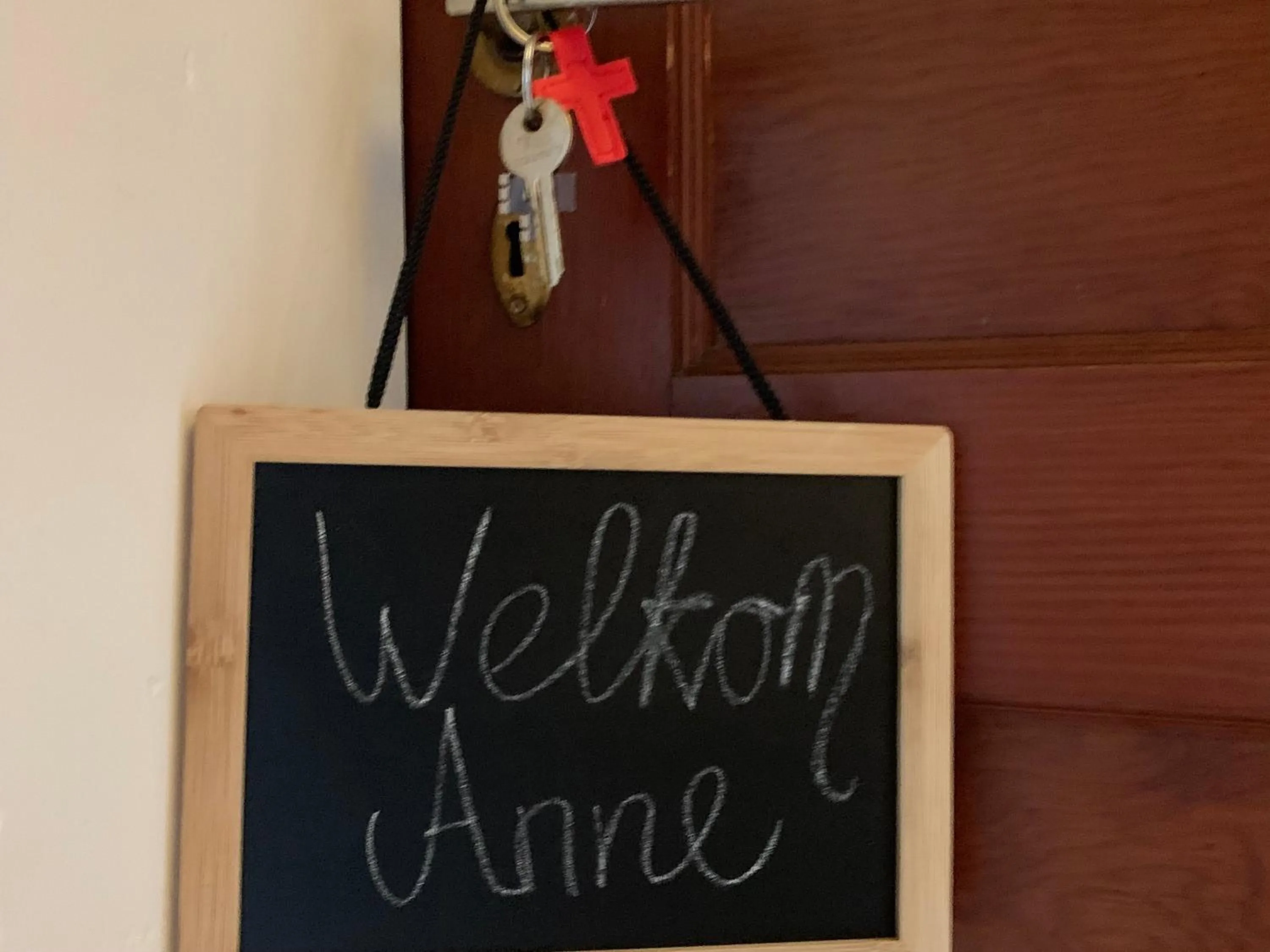 Hotel Au Nom De Dieu