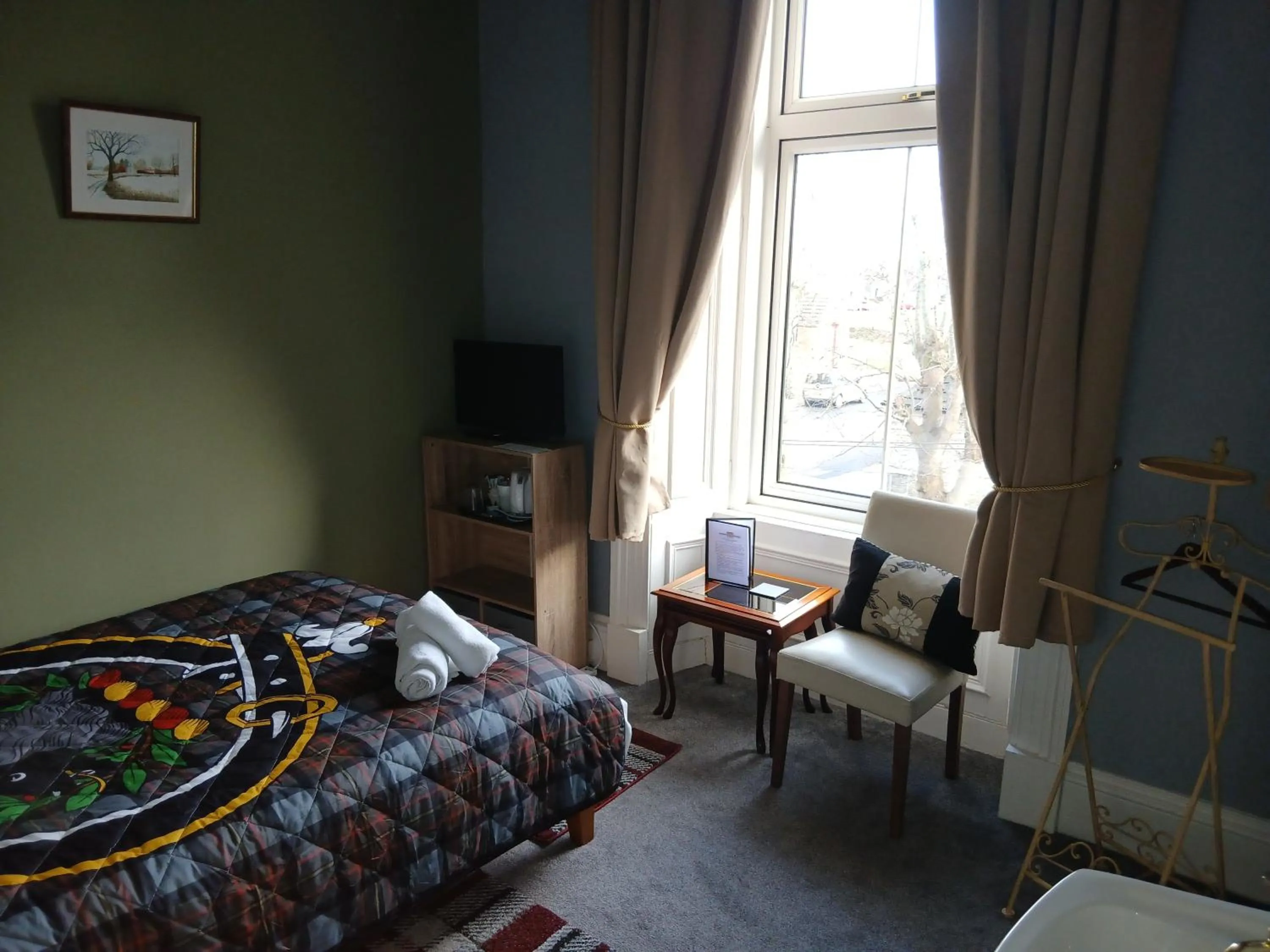 Bedroom, Bed in Greenland House B&B