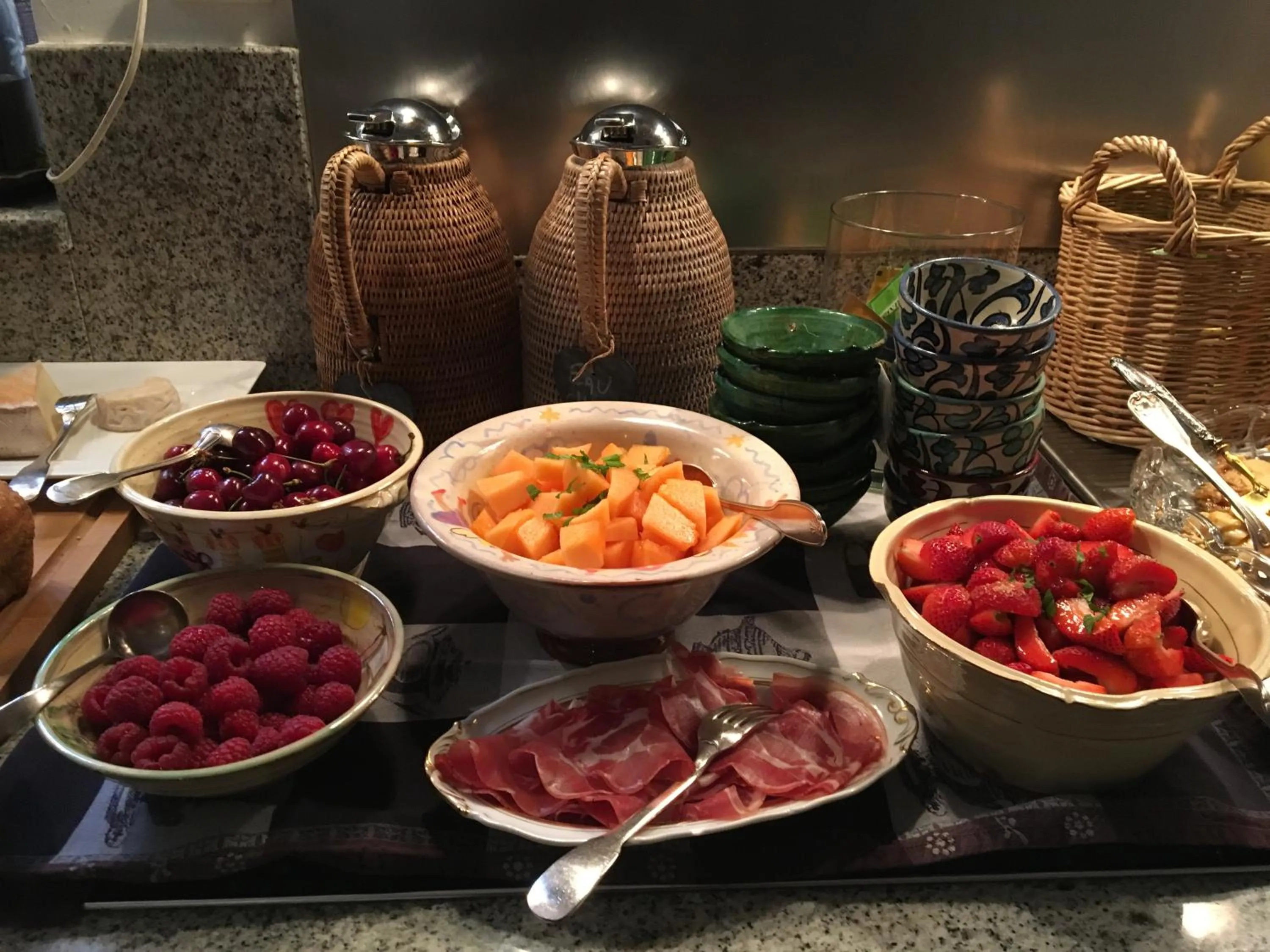 Continental breakfast in Maison De La Bourgade