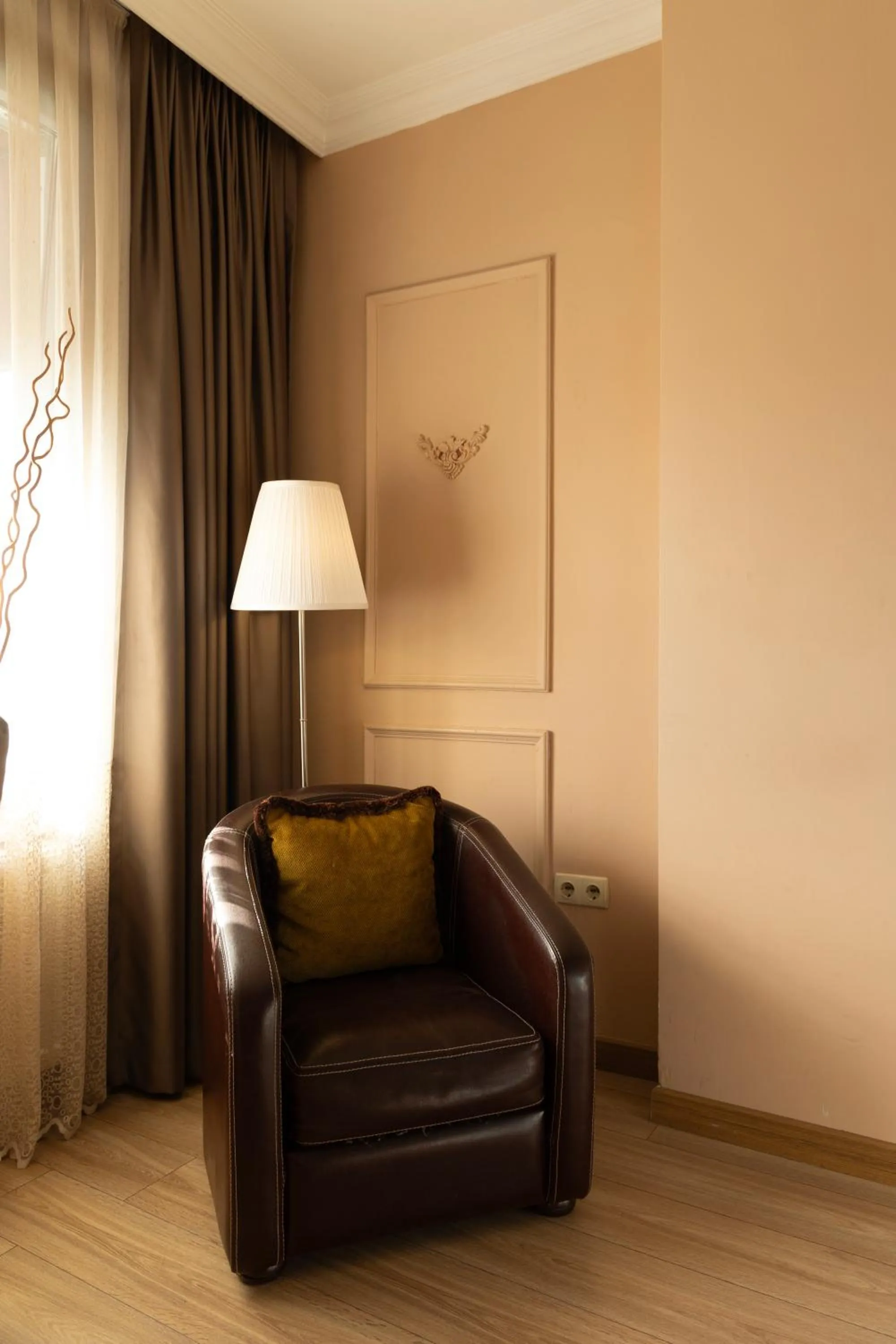 Seating area in Classes Hotel Airport