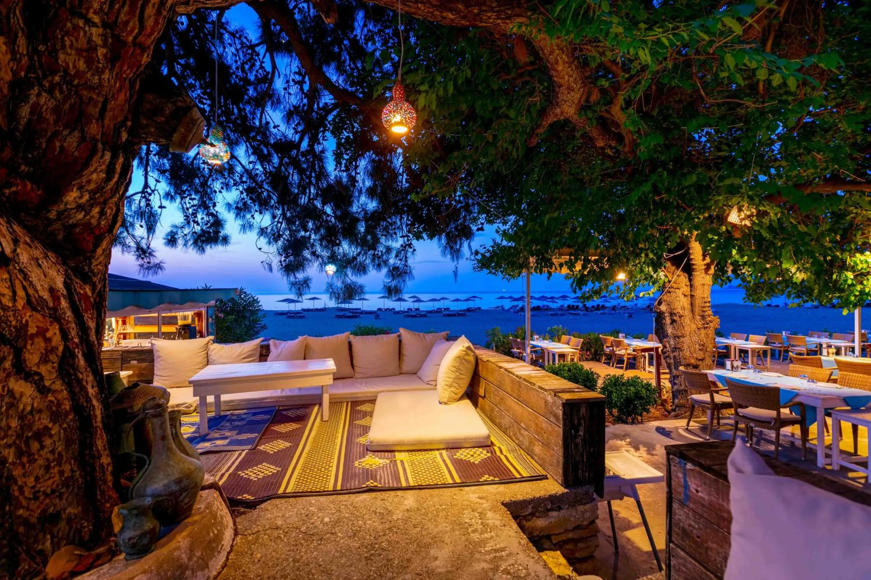 Balcony/Terrace in Etenna Beach Bungalows