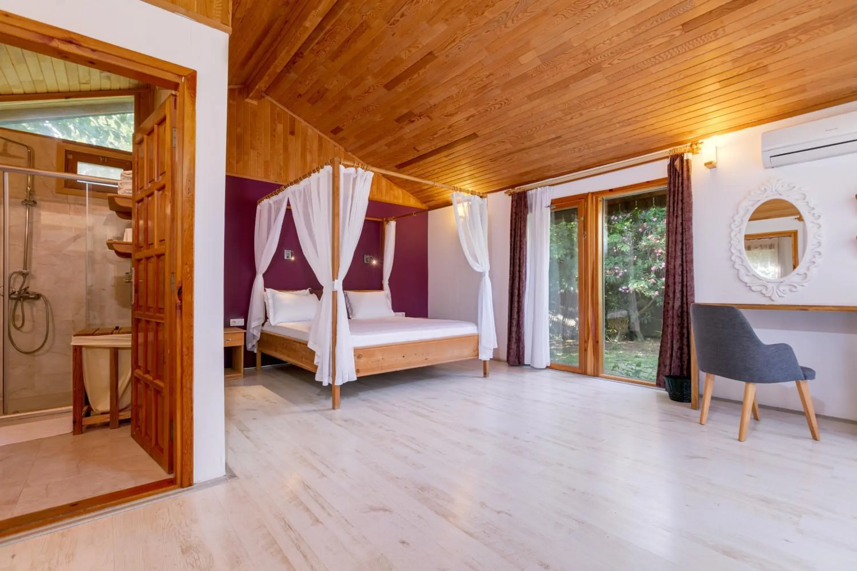 Family Bungalow (2 Bedrooms) in Etenna Beach Bungalows Family Bungalow (2 Bedrooms) in Etenna Beach Bungalows