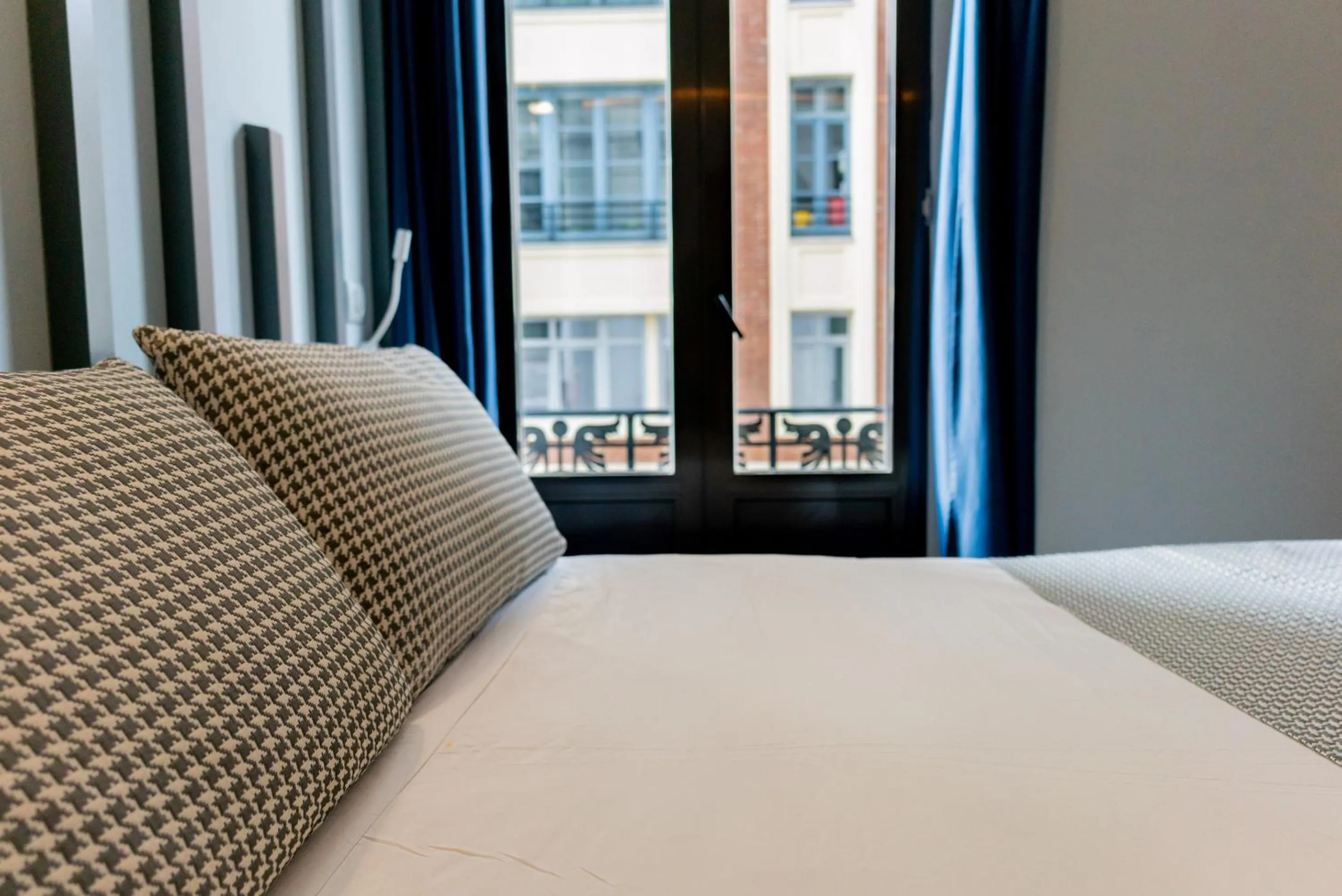 Bedroom, Bed in Hostal Carmen-Gran Vía