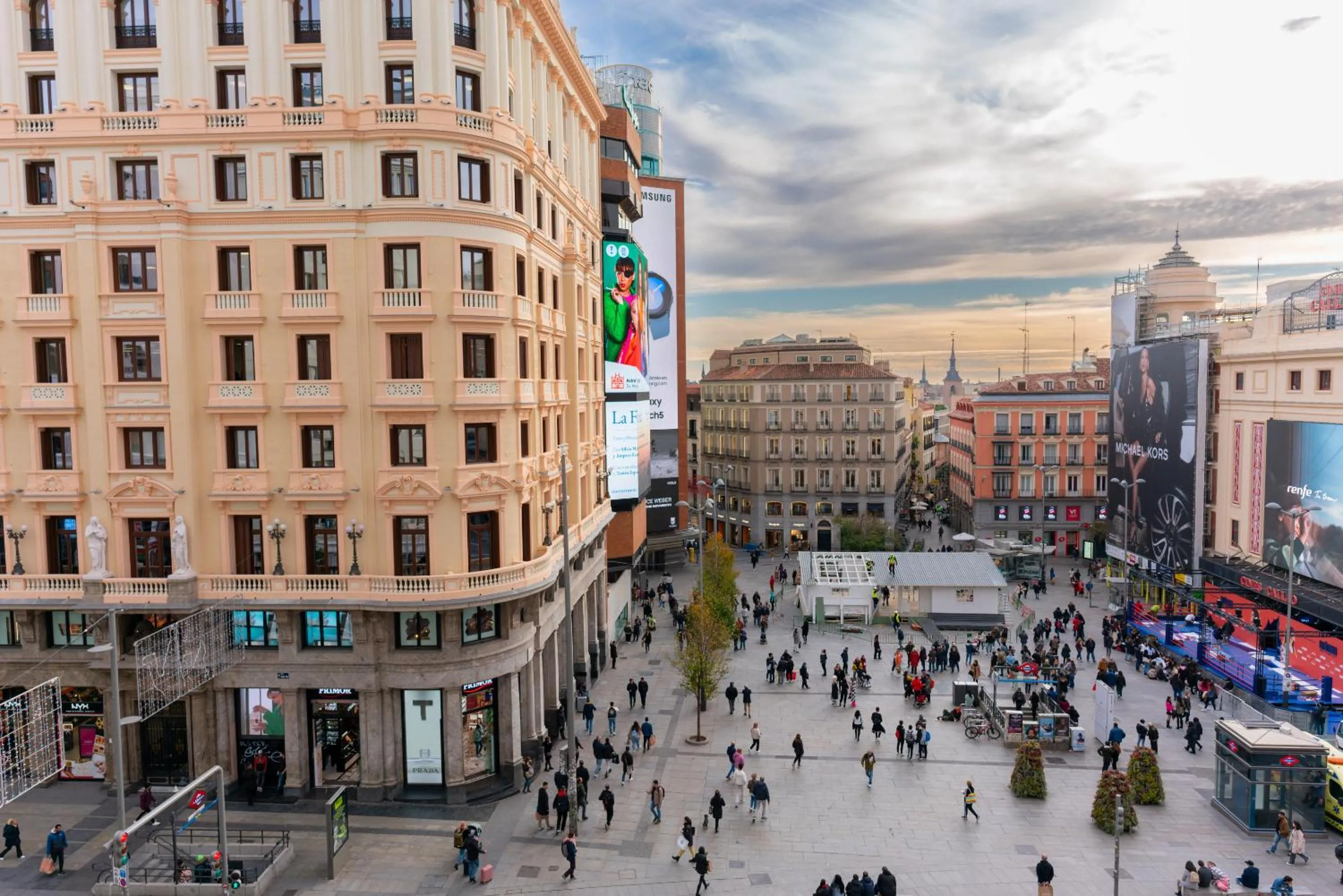 View (from property/room) in Hostal Carmen-Gran Vía