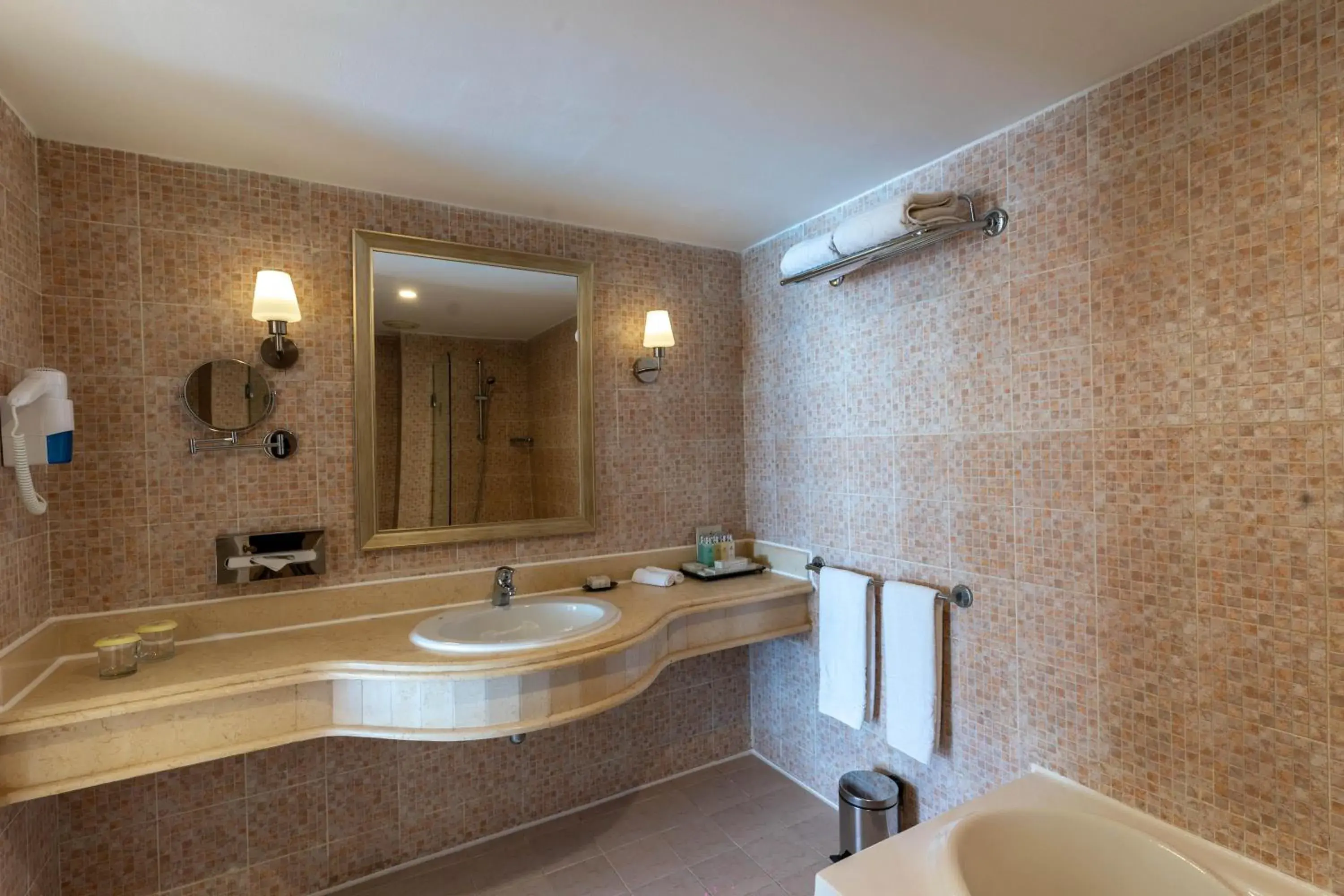 Bathroom in Baron Palms Adults Friendly Only 16 years plus Boutique Hotel Style Bathroom in Baron Palms Adults Friendly Only 16 years plus Boutique Hotel Style