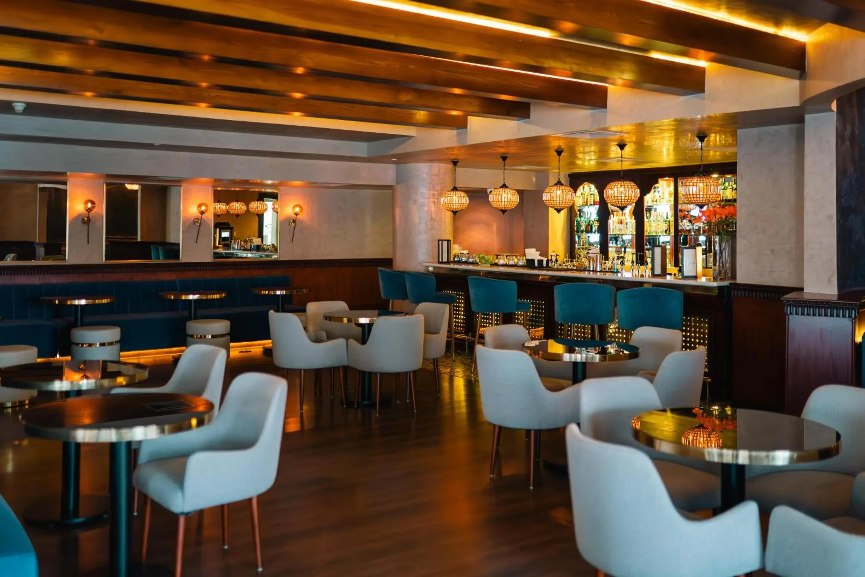 Lounge or bar in Baron Palms Adults Friendly Only 16 years plus Boutique Hotel Style Lounge or bar in Baron Palms Adults Friendly Only 16 years plus Boutique Hotel Style