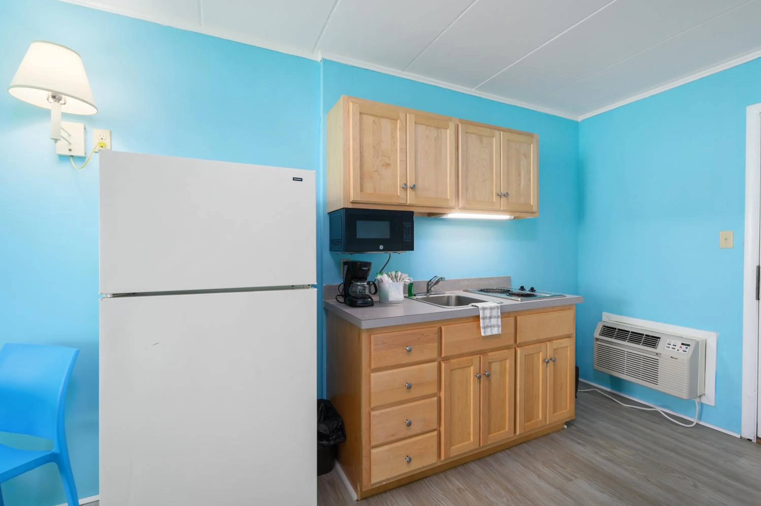kitchen in Kokomo Suites