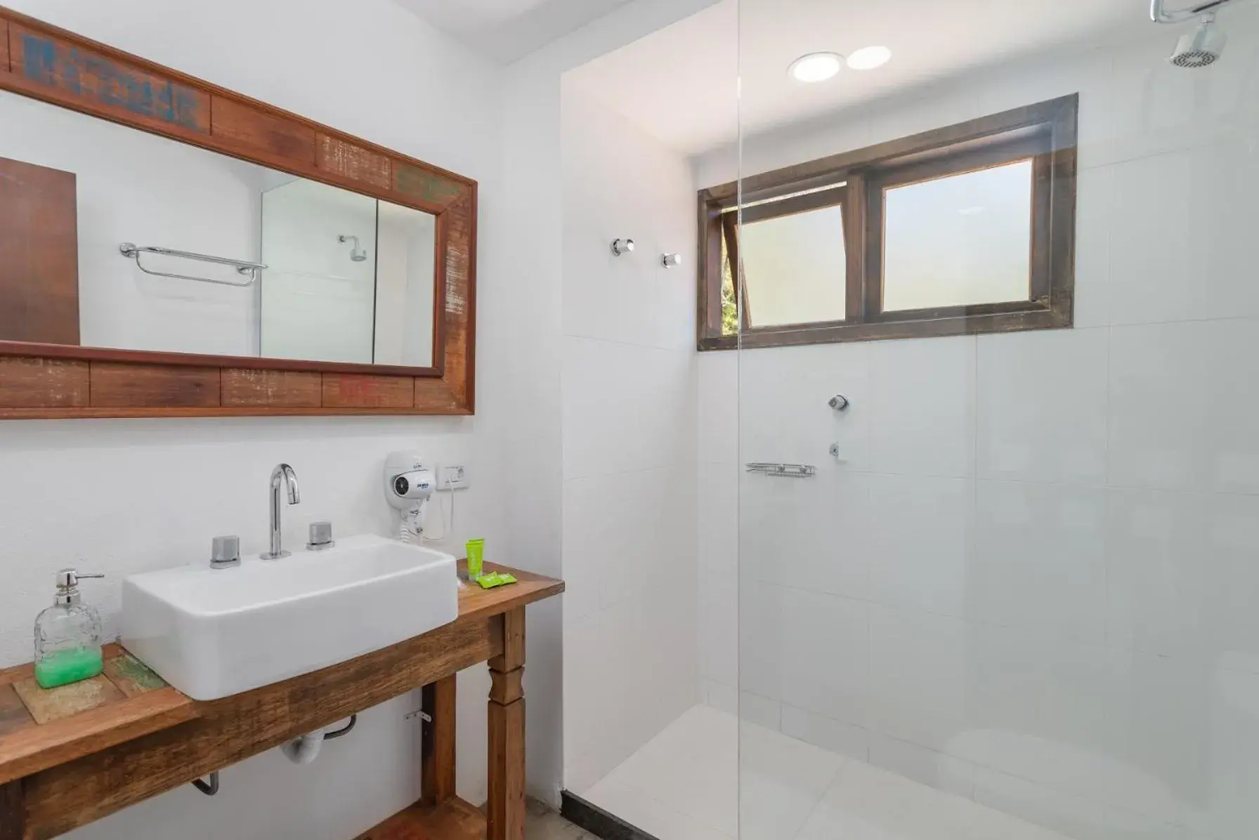 Queen Suite with Spa Bath in Pousada Golf Village Queen Suite with Spa Bath in Pousada Golf Village