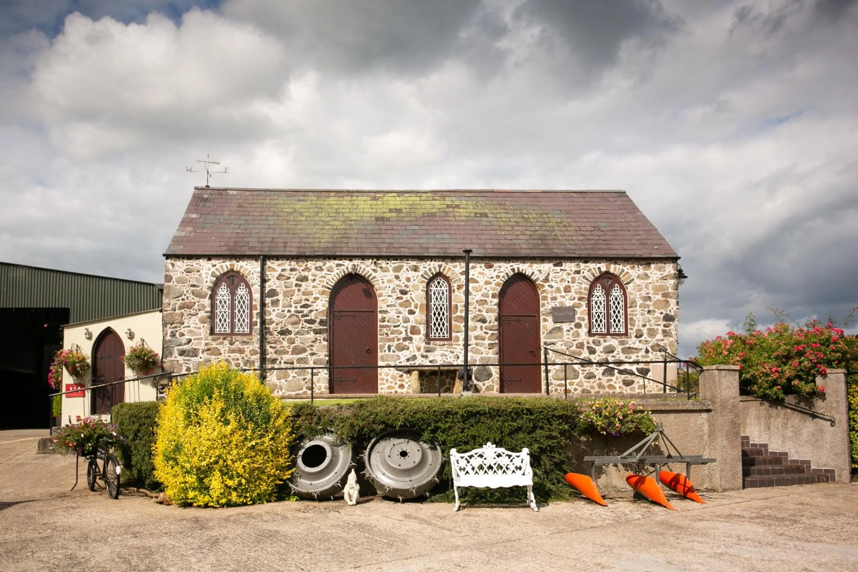 Property building in Brookhall Cottages