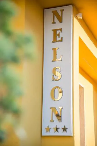 Nelson Hotel