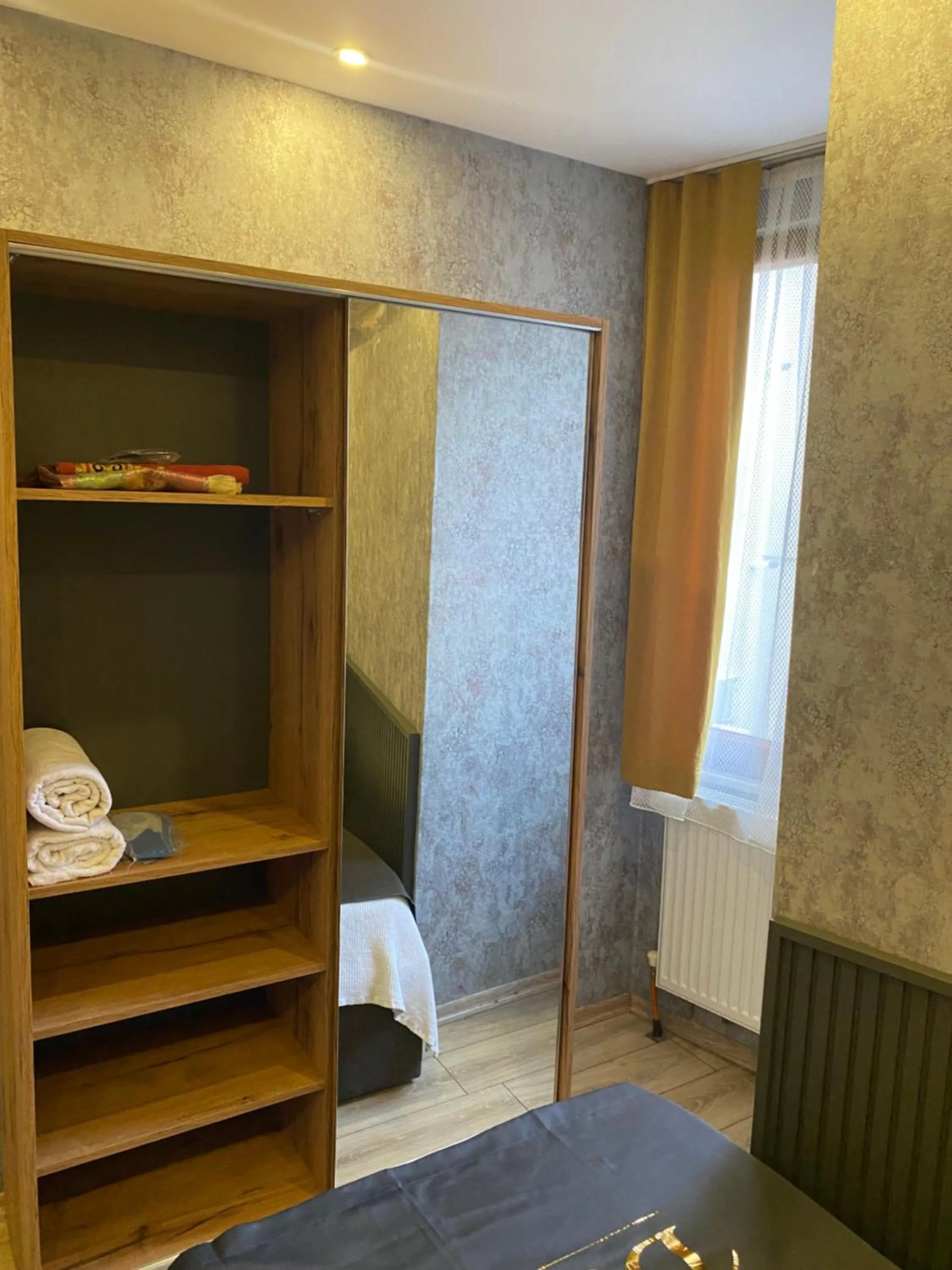 Photo of the whole room, Bed in Dolce Vita Suite Hotel