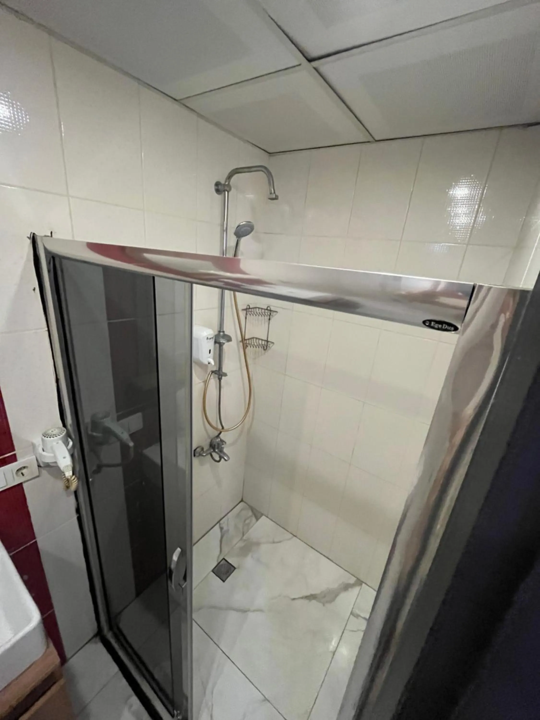 Shower in Dolce Vita Suite Hotel