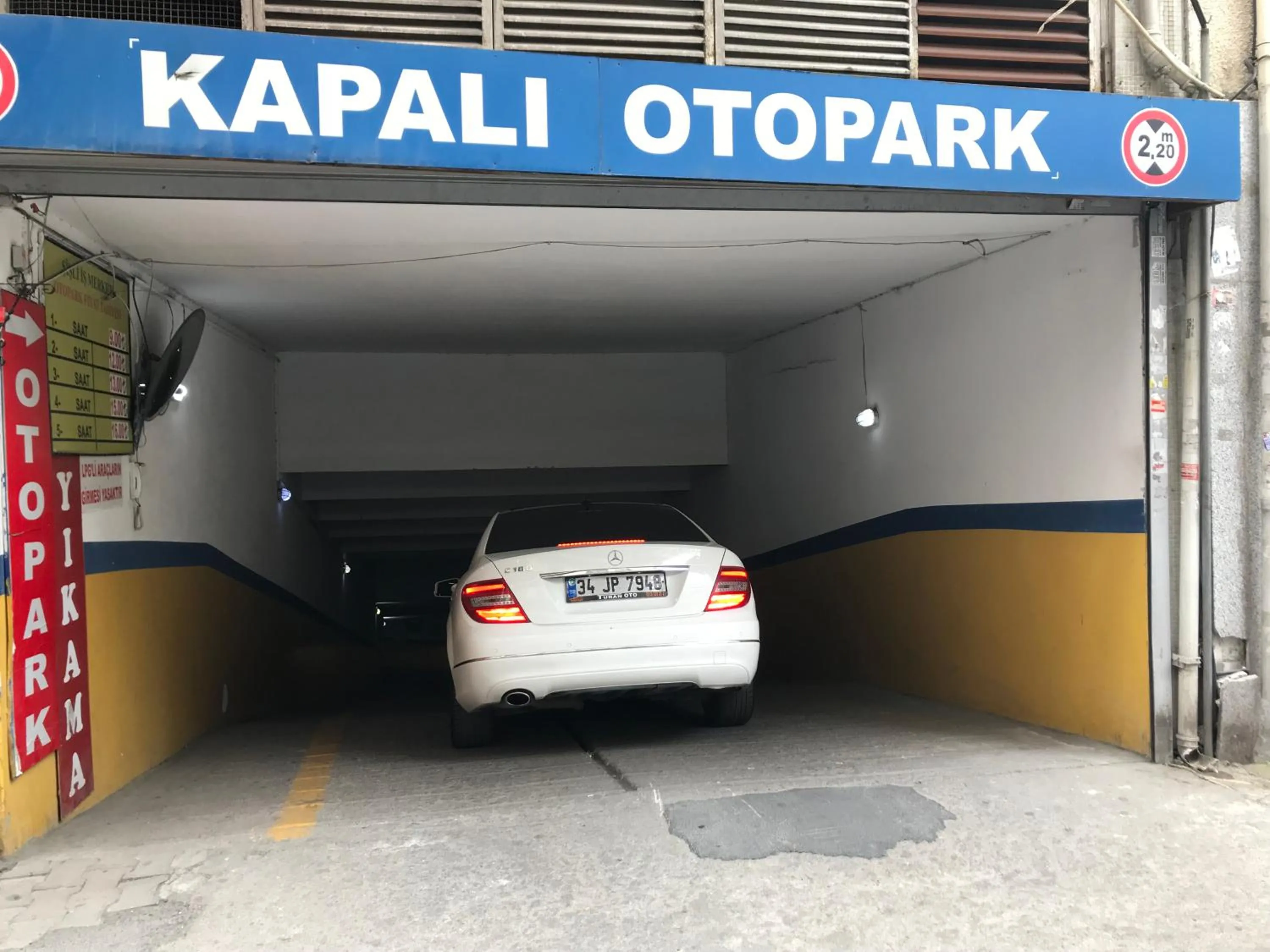 Day in Dolce Vita Suite Hotel