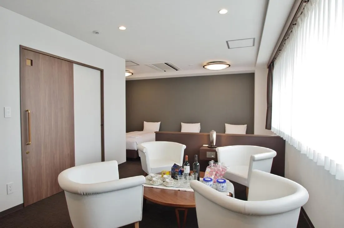 Photo of the whole room in Bande Hotel Osaka