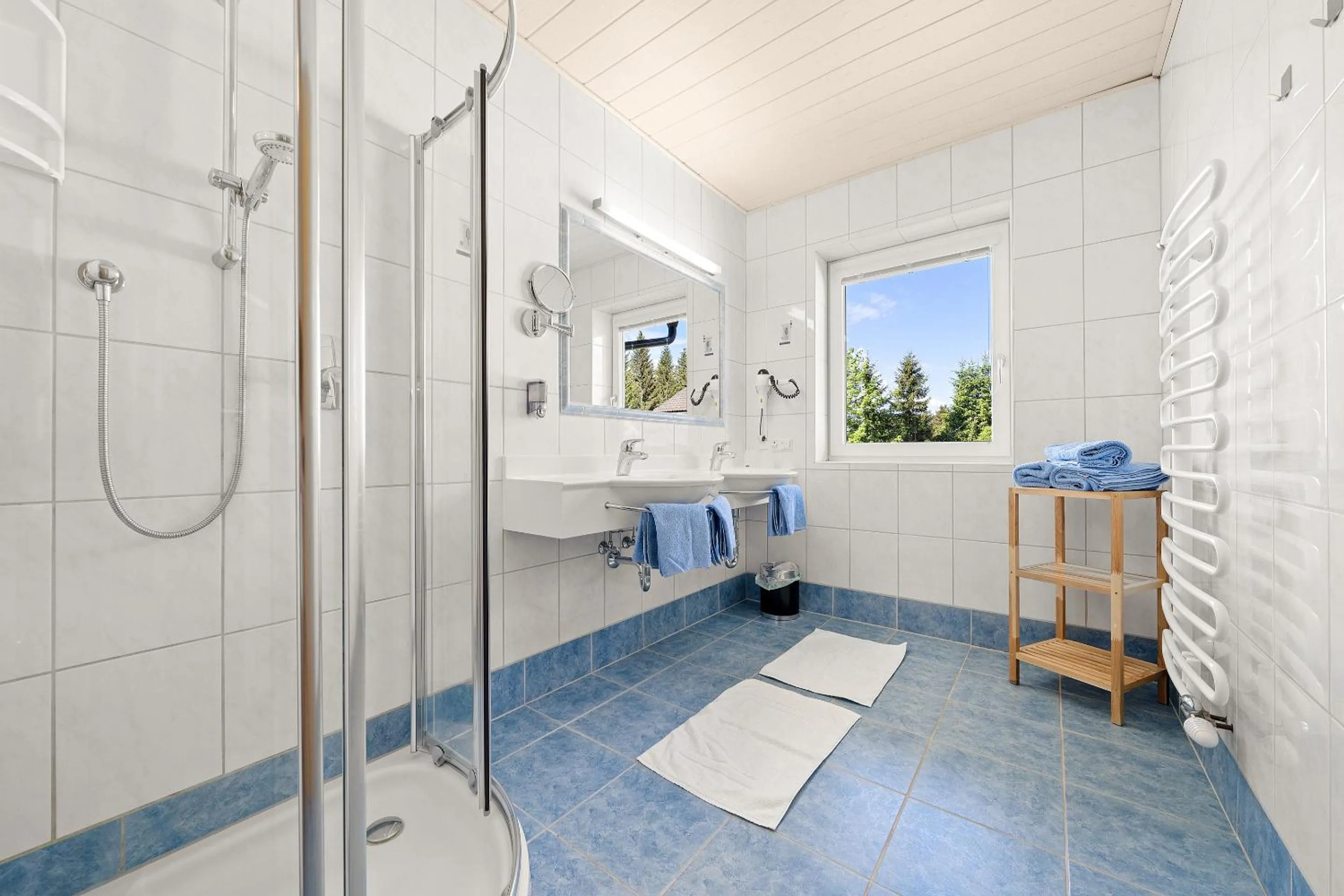 Shower in Aparthotel Sunrise