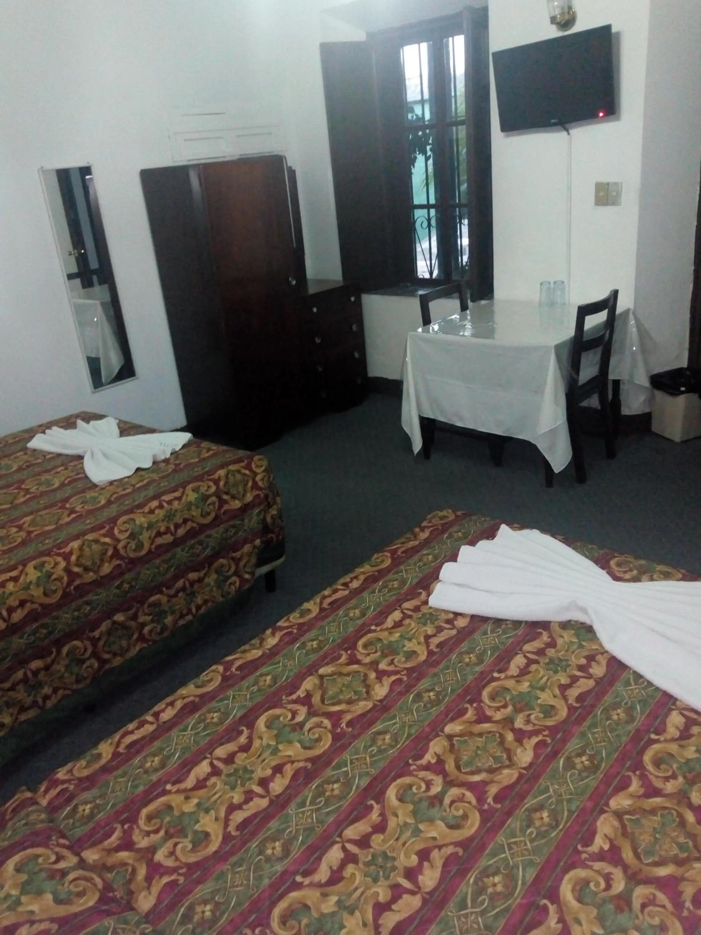 Bed in Hotel Spring