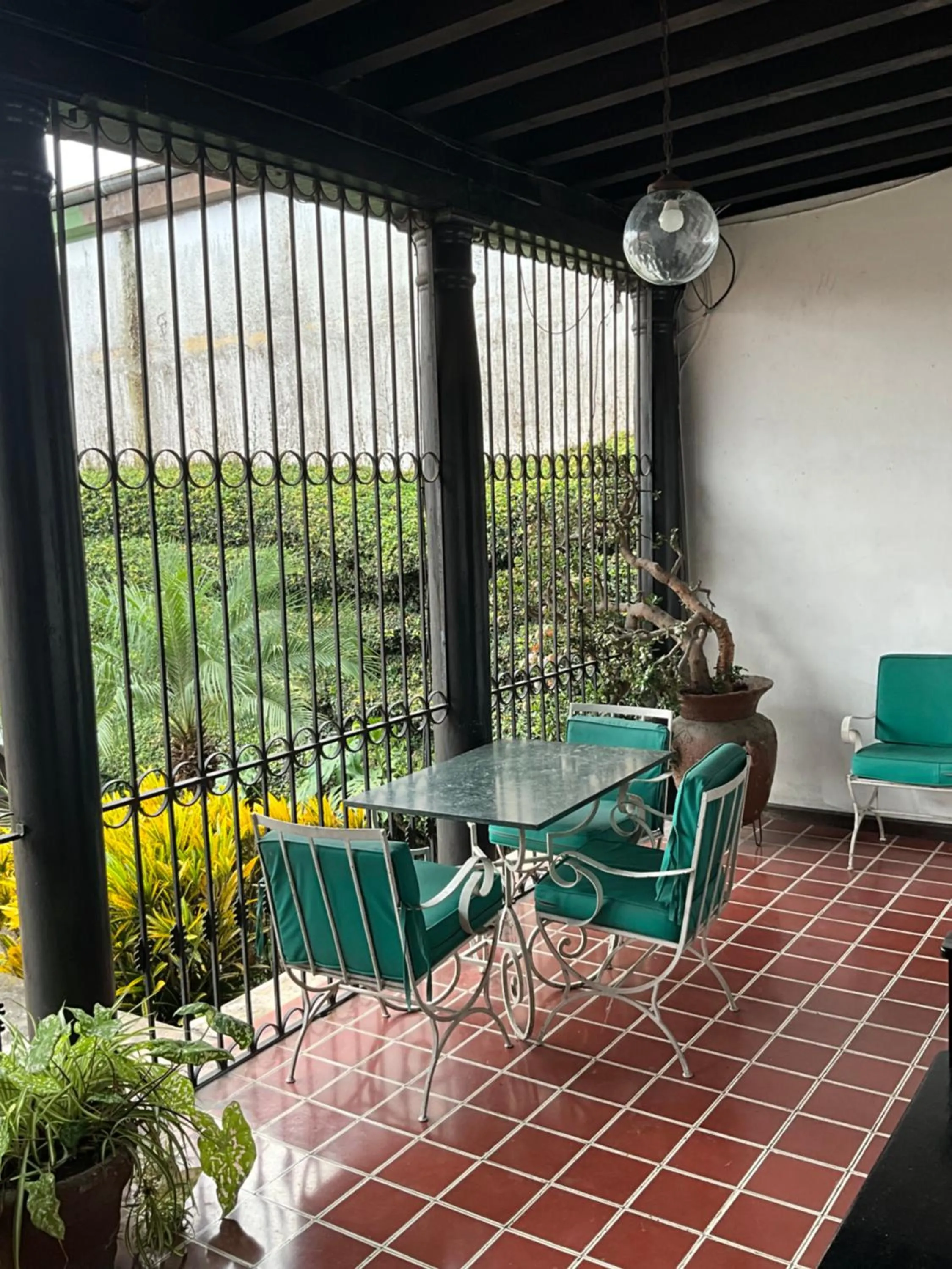 Hotel Spring