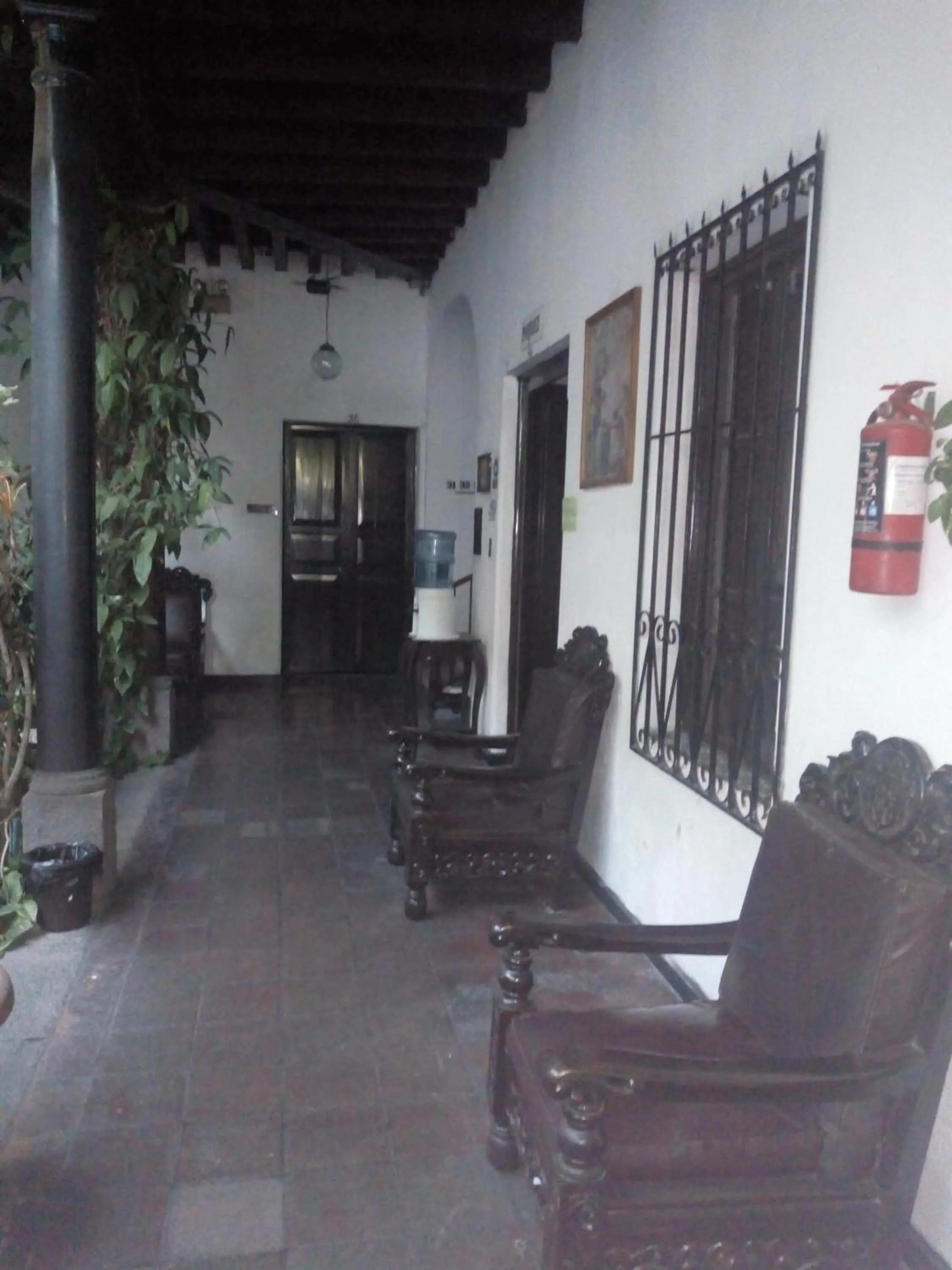 Hotel Spring