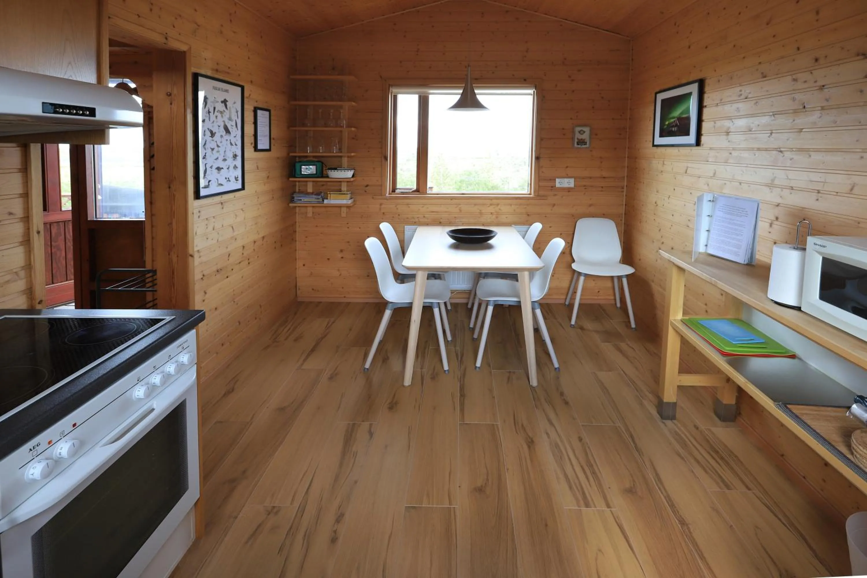 Kitchen or kitchenette in Cozy Cottage by Stay in Iceland