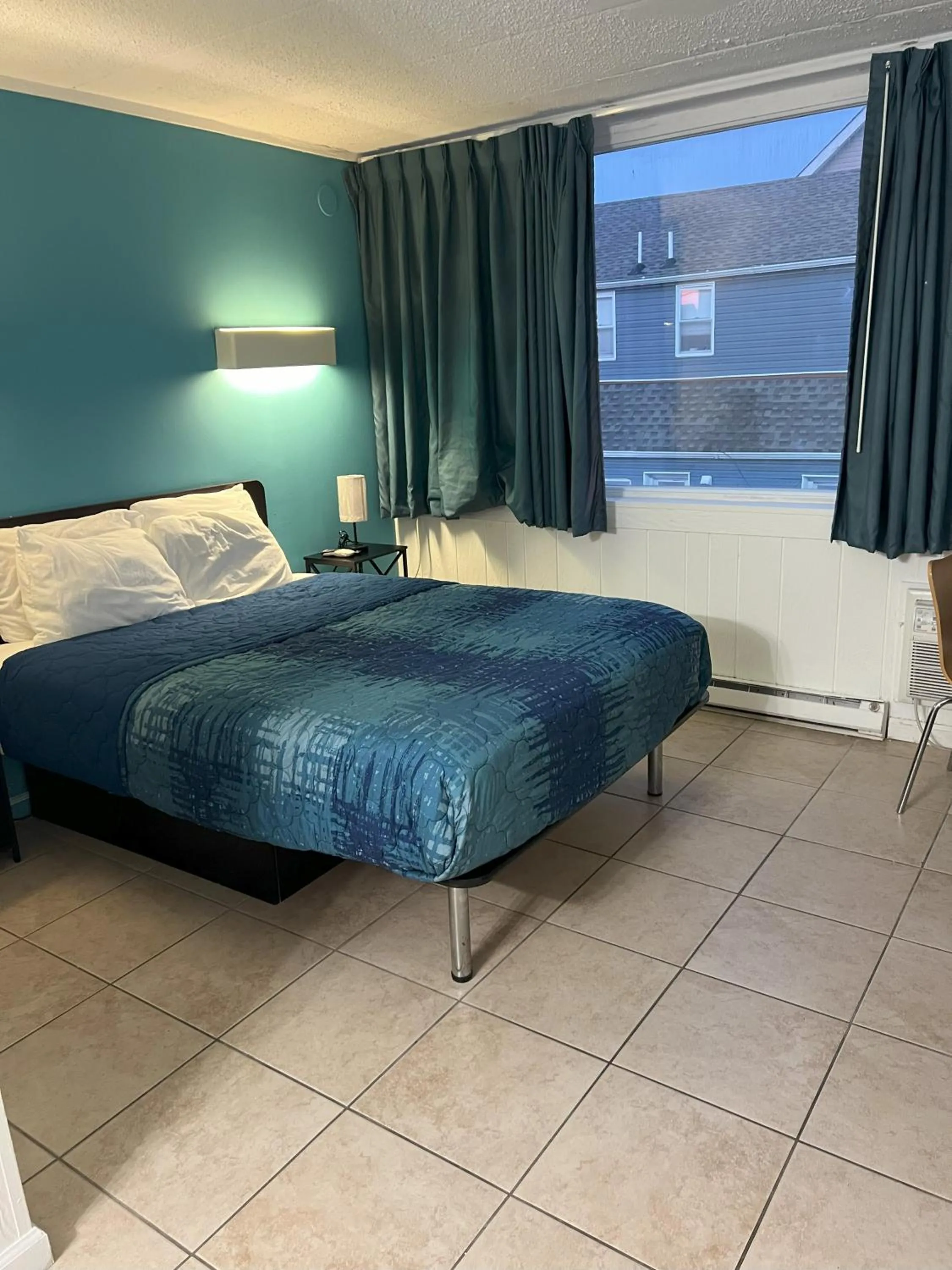 Bed in AIRE Hotel North Beach Jersey Shore