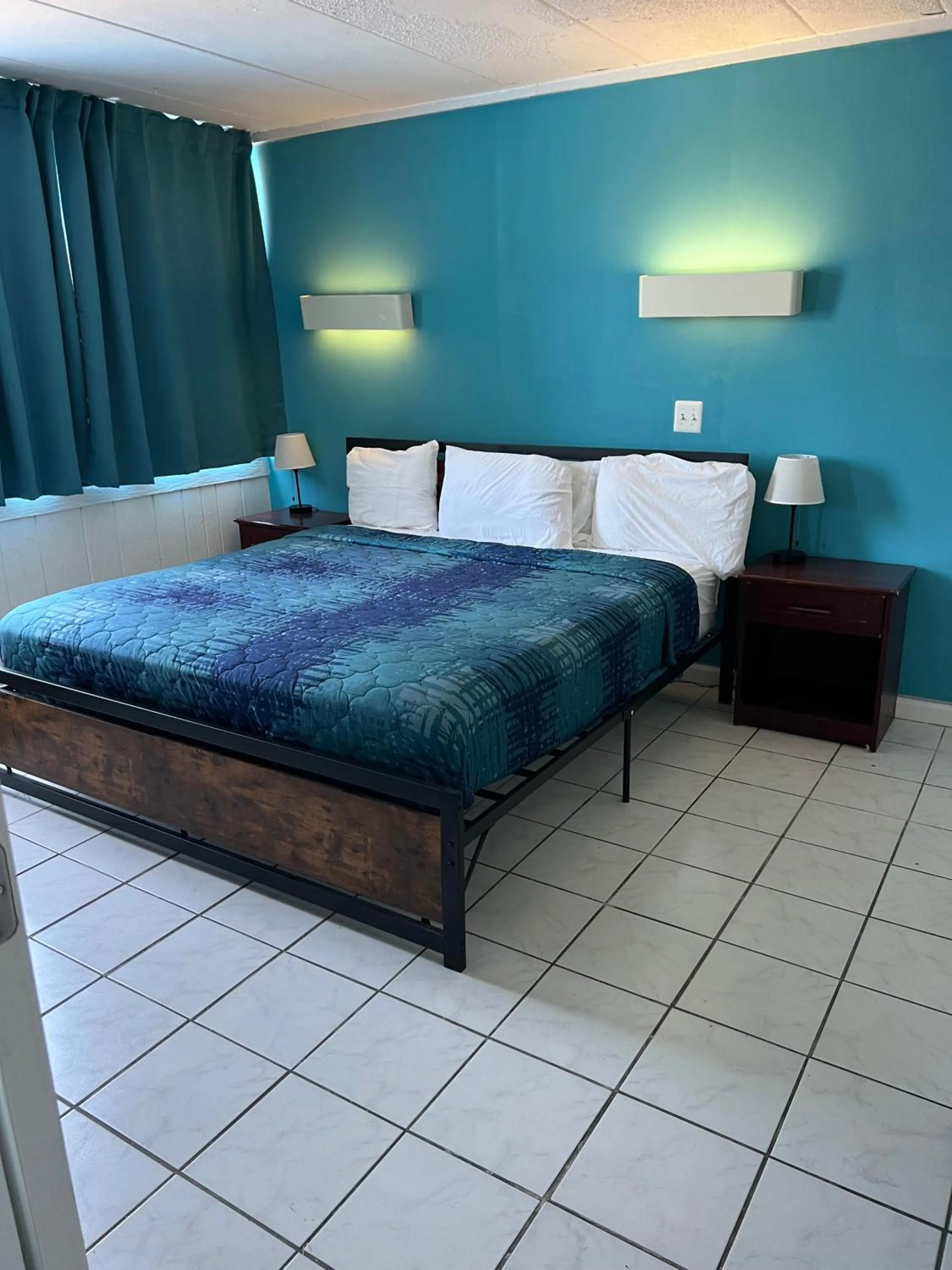 Bed in AIRE Hotel North Beach Jersey Shore