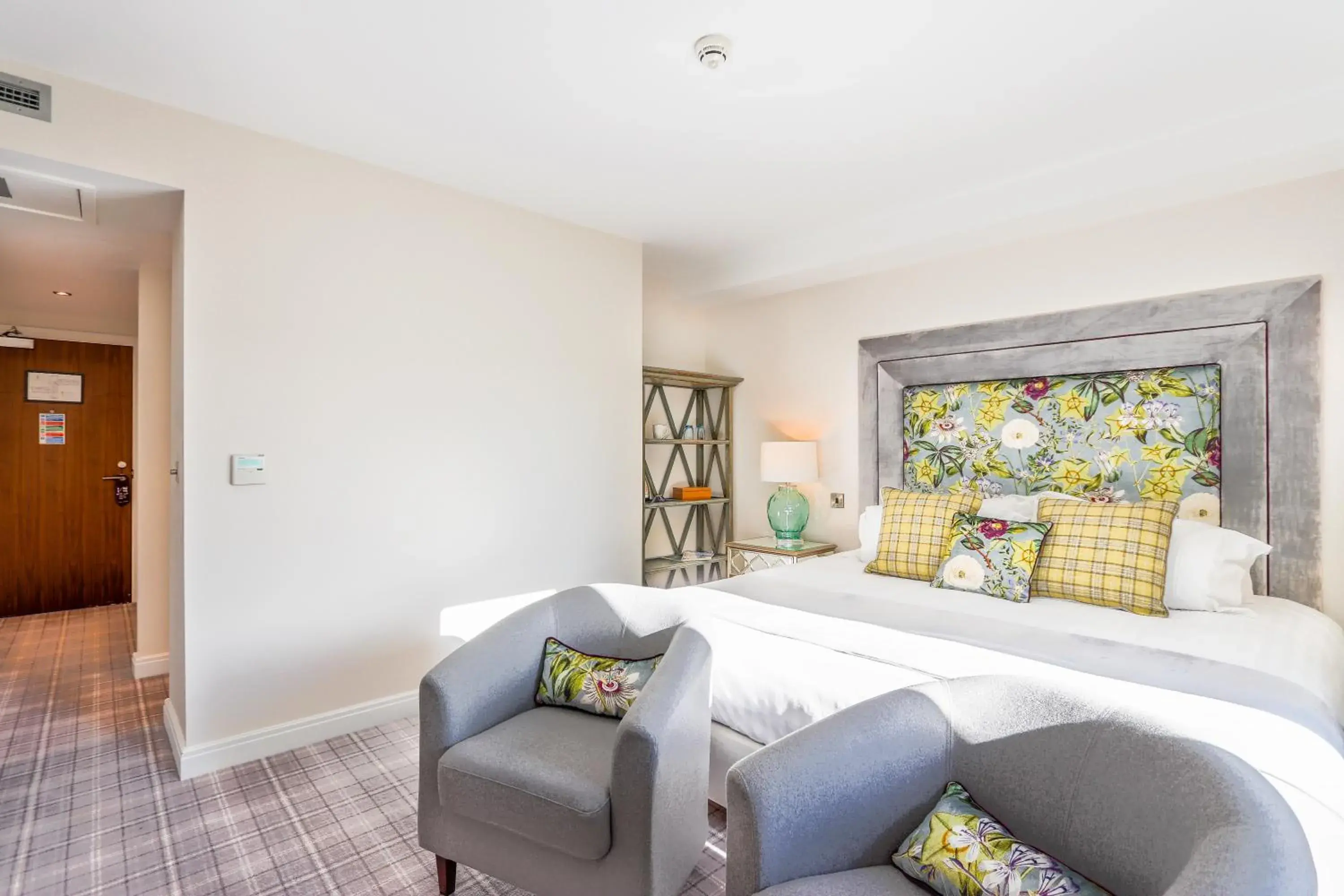 Superior Double Room - single occupancy in Peak Edge Hotel Superior Double Room - single occupancy in Peak Edge Hotel