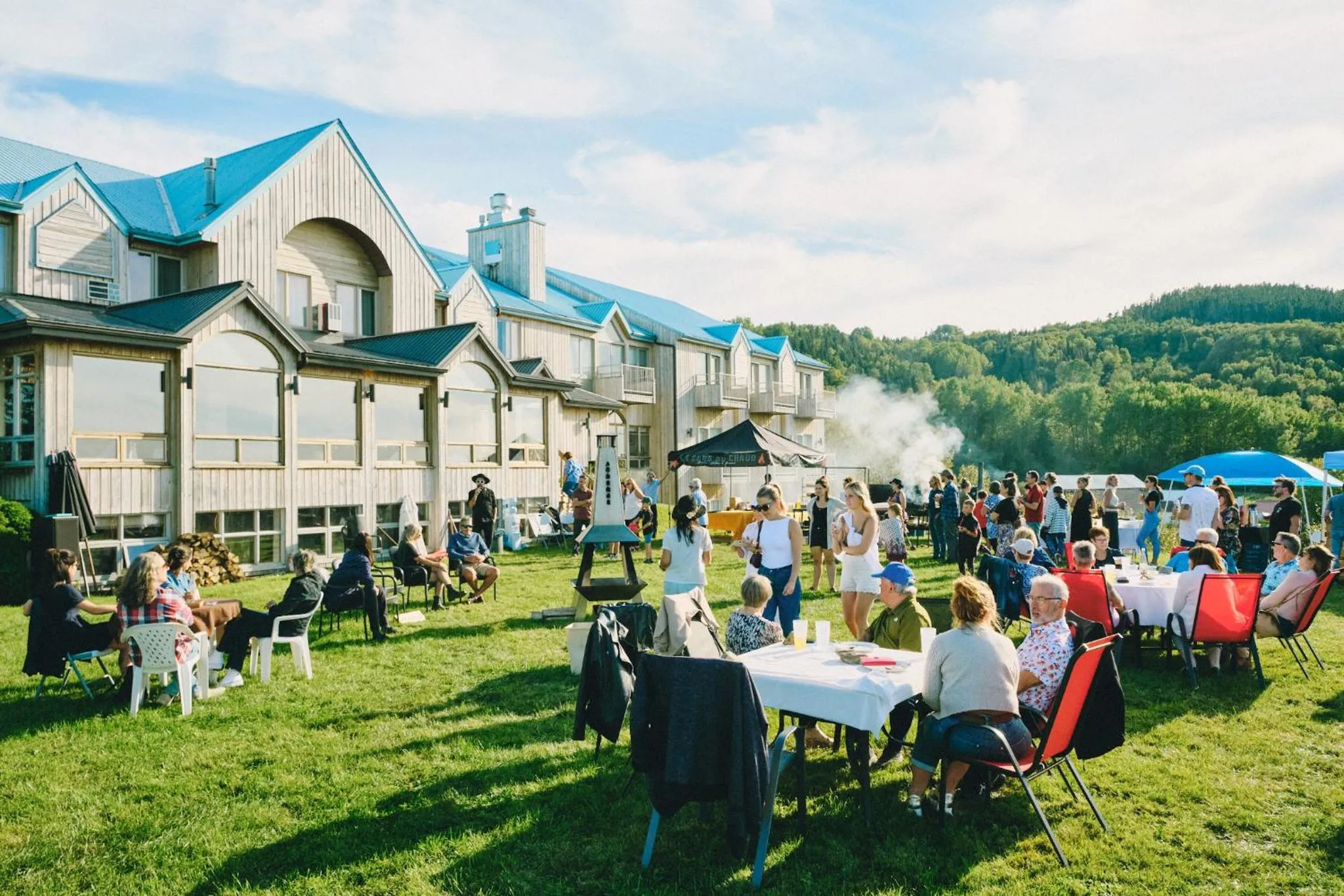 Garden in BATTURES Hotel Fjord Saguenay