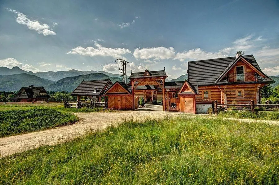 Property building in Karczogród