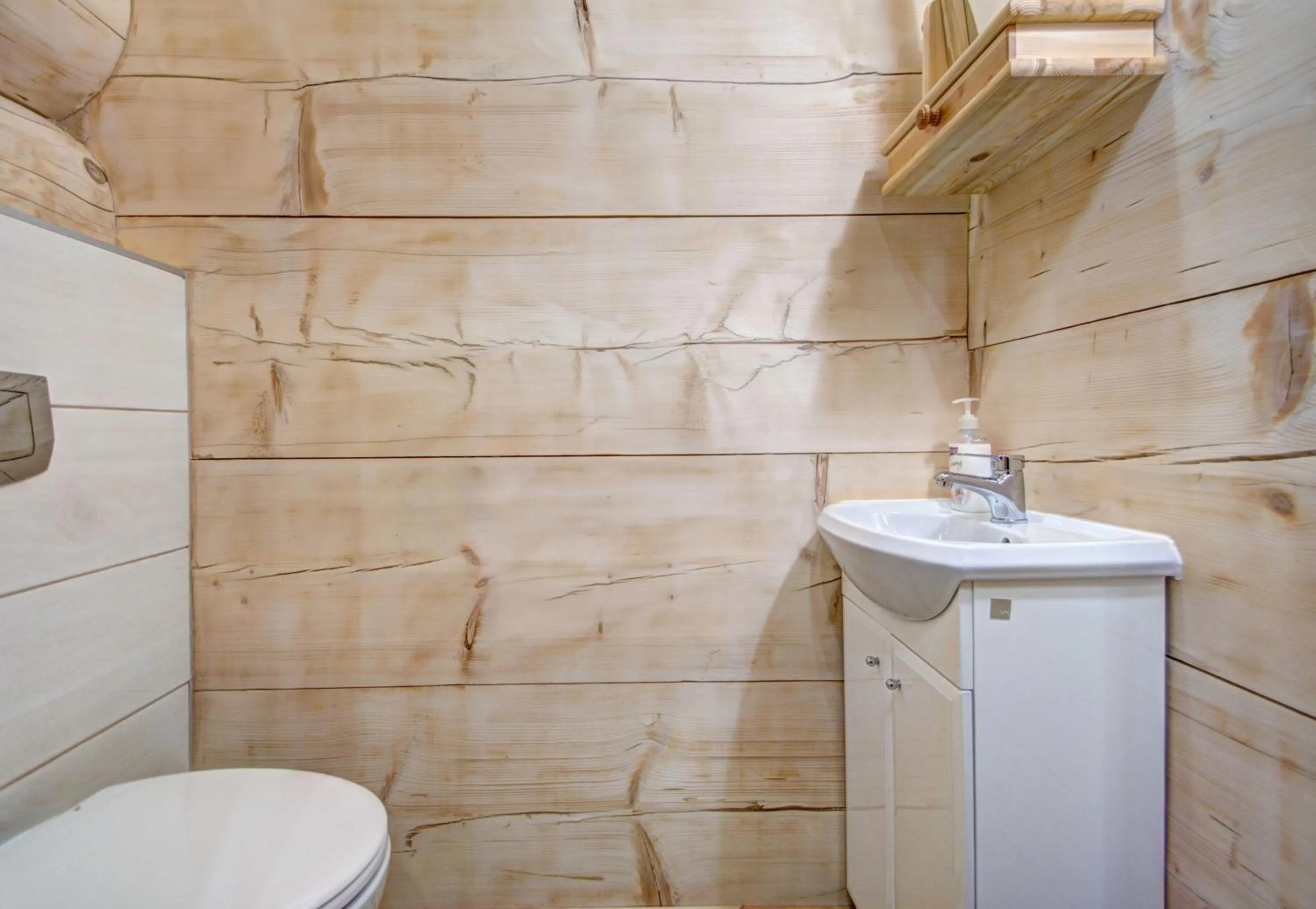 Bathroom in Karczogród