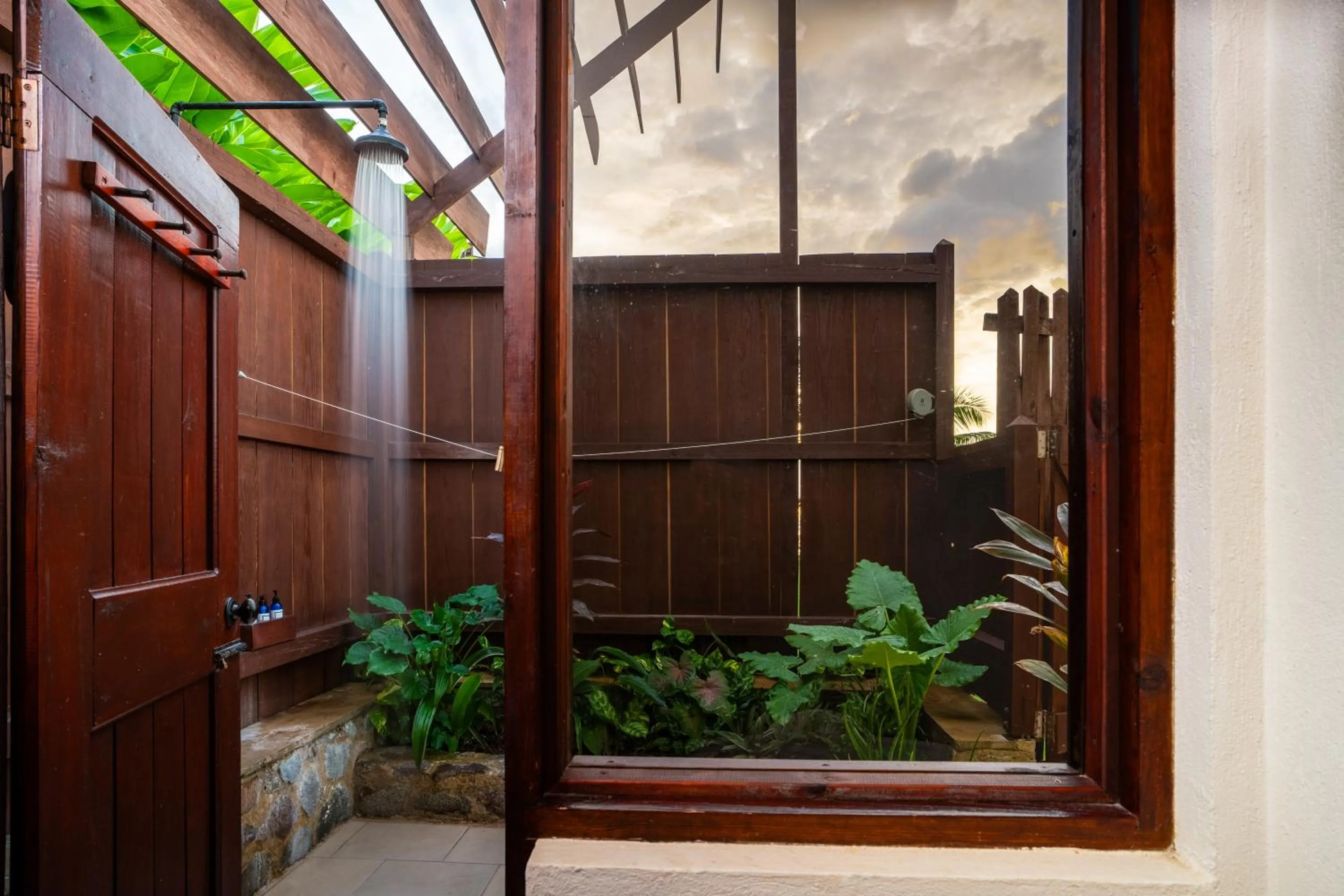 Shower in Ti Kaye Resort & Spa