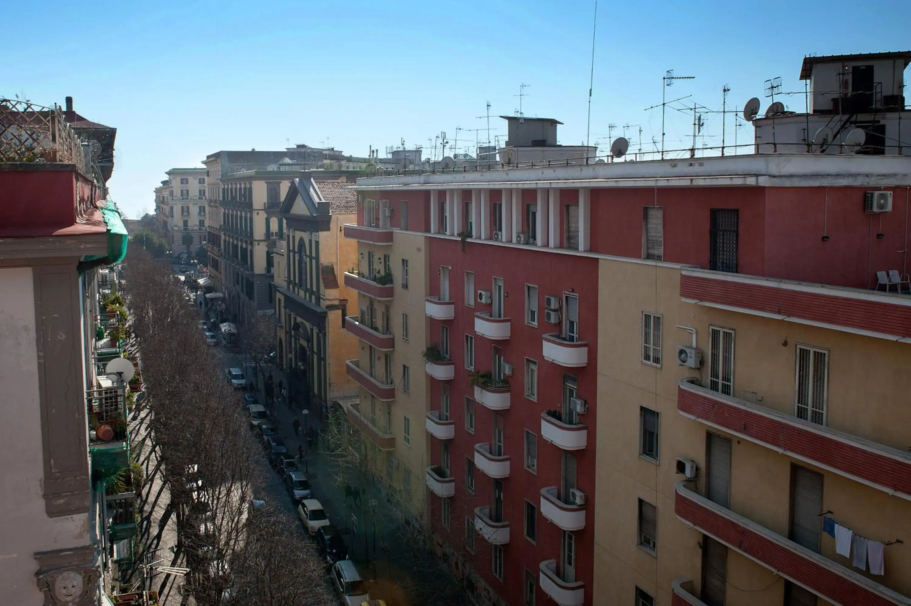 Property building in 7th Floor Suite Property building in 7th Floor Suite