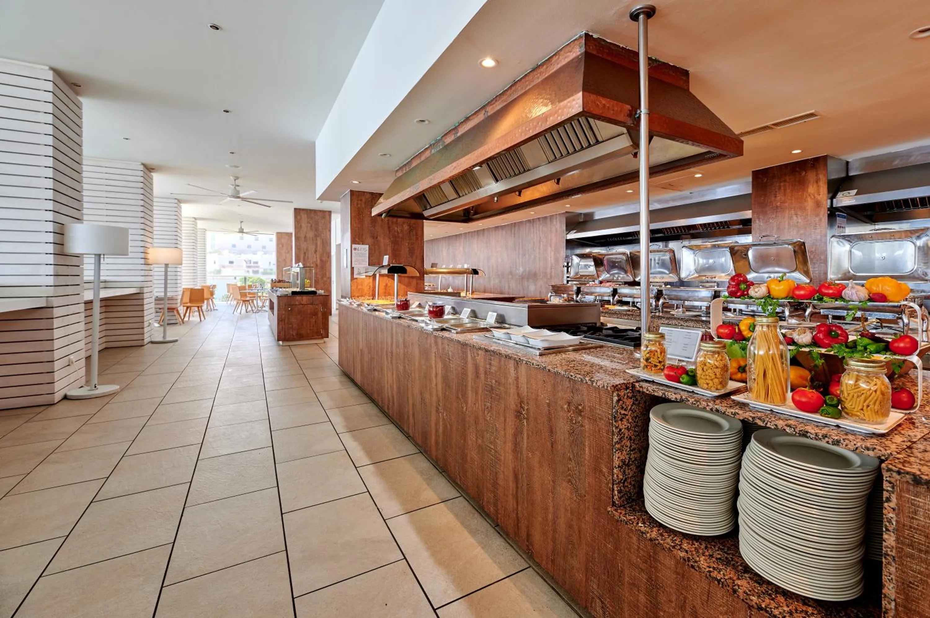 Restaurant/places to eat in Alua Calas de Mallorca Resort