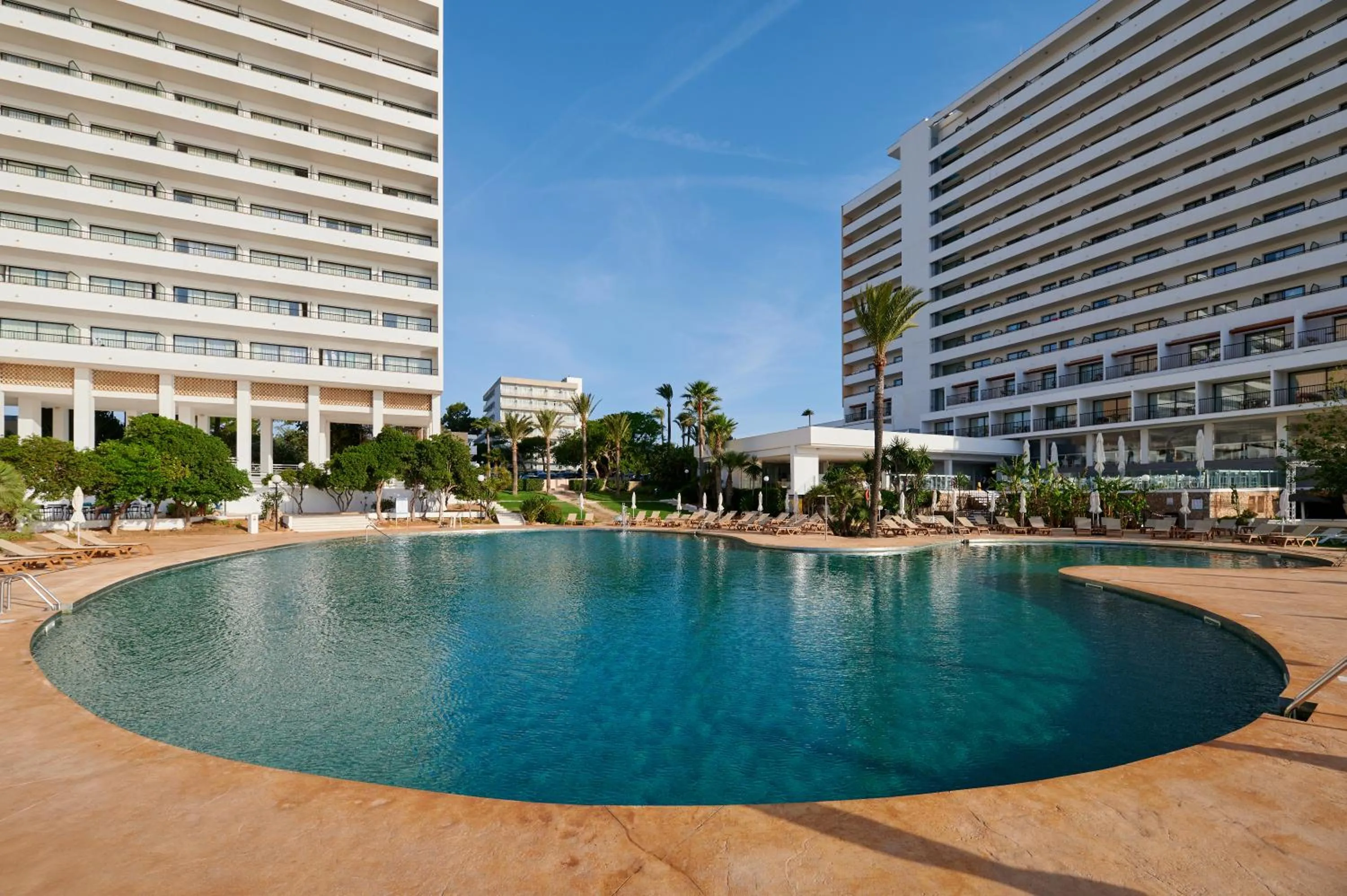 Day in Alua Calas de Mallorca Resort