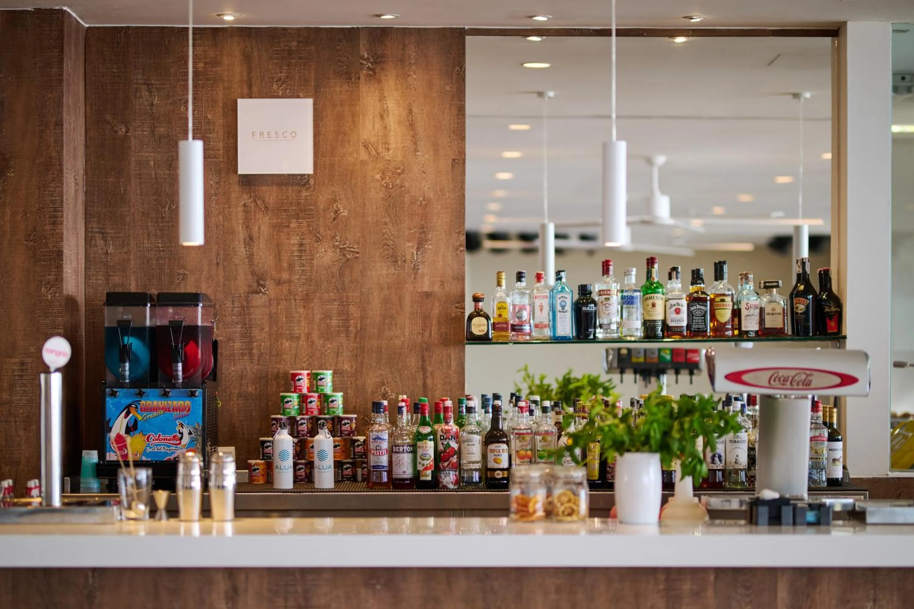 Lounge or bar in Alua Calas de Mallorca Resort