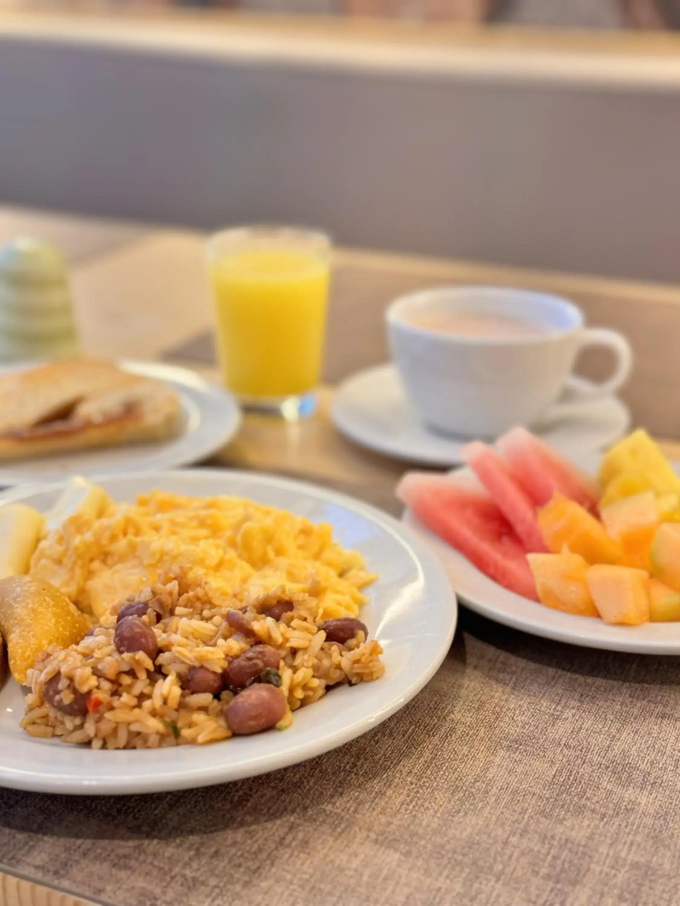 Breakfast in Tequendama Hotel Medellín - Estadio Breakfast in Tequendama Hotel Medellín - Estadio