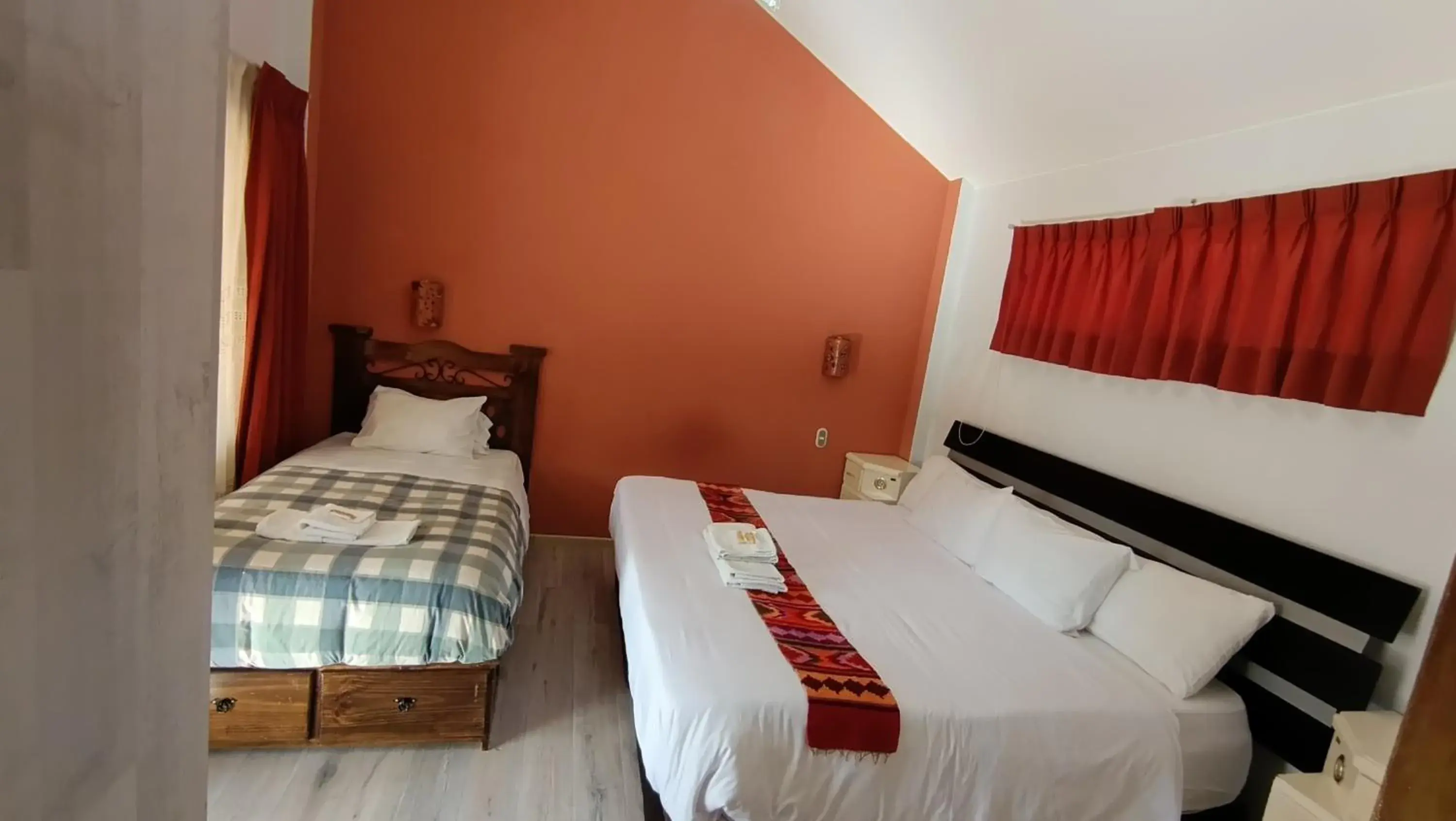 Superior Triple Room in Ccapac Inka Ollanta Casa Museo Superior Triple Room in Ccapac Inka Ollanta Casa Museo