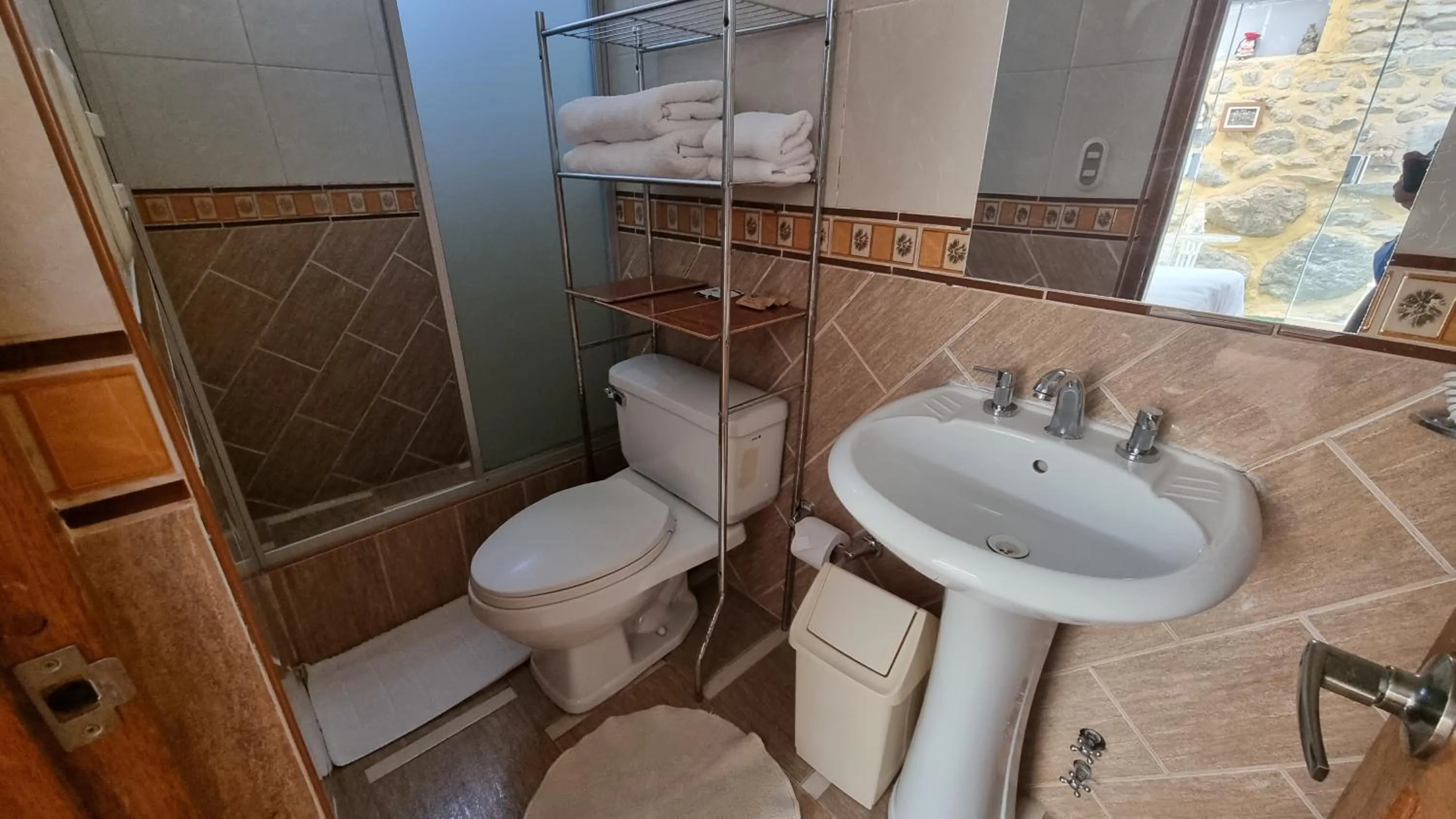 Bathroom in Ccapac Inka Ollanta Casa Museo