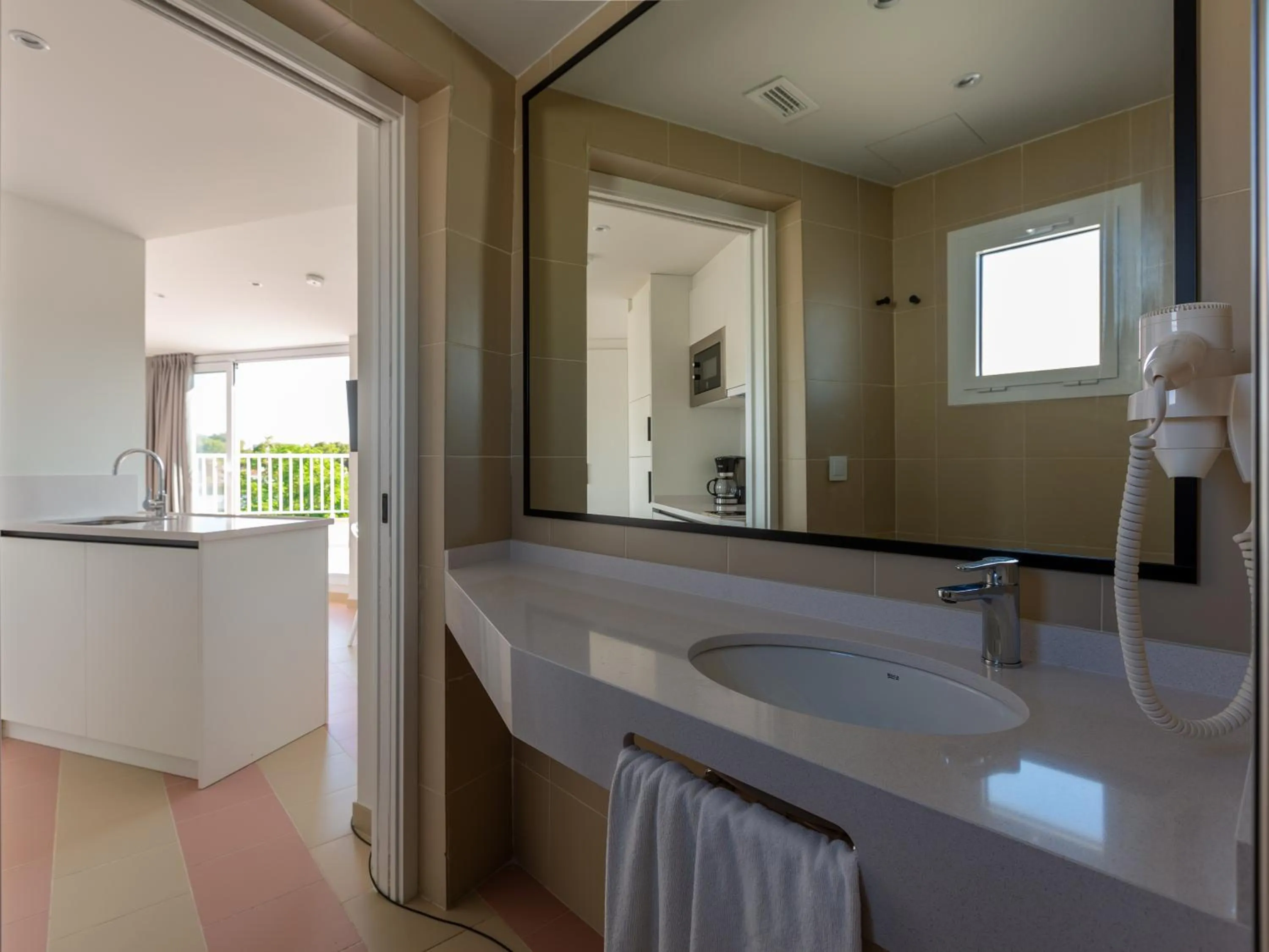 Bathroom in Apartamentos Sunway Atlanta