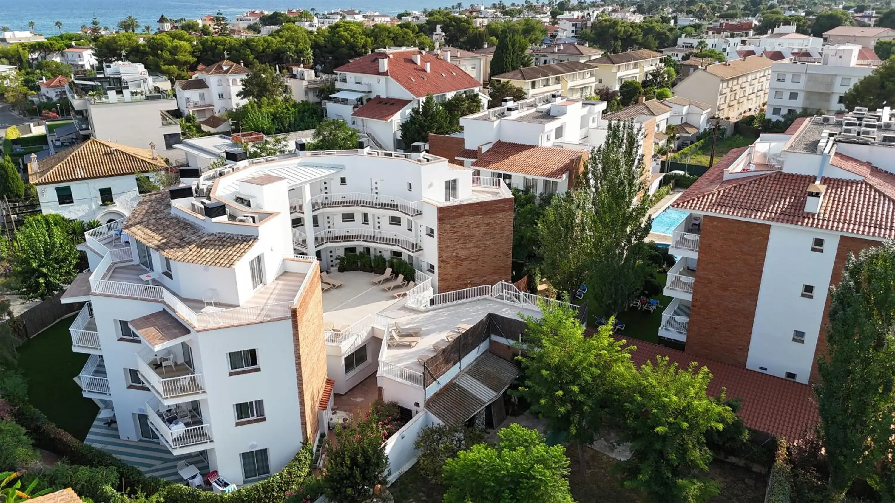 Property building in Apartamentos Sunway Atlanta Property building in Apartamentos Sunway Atlanta