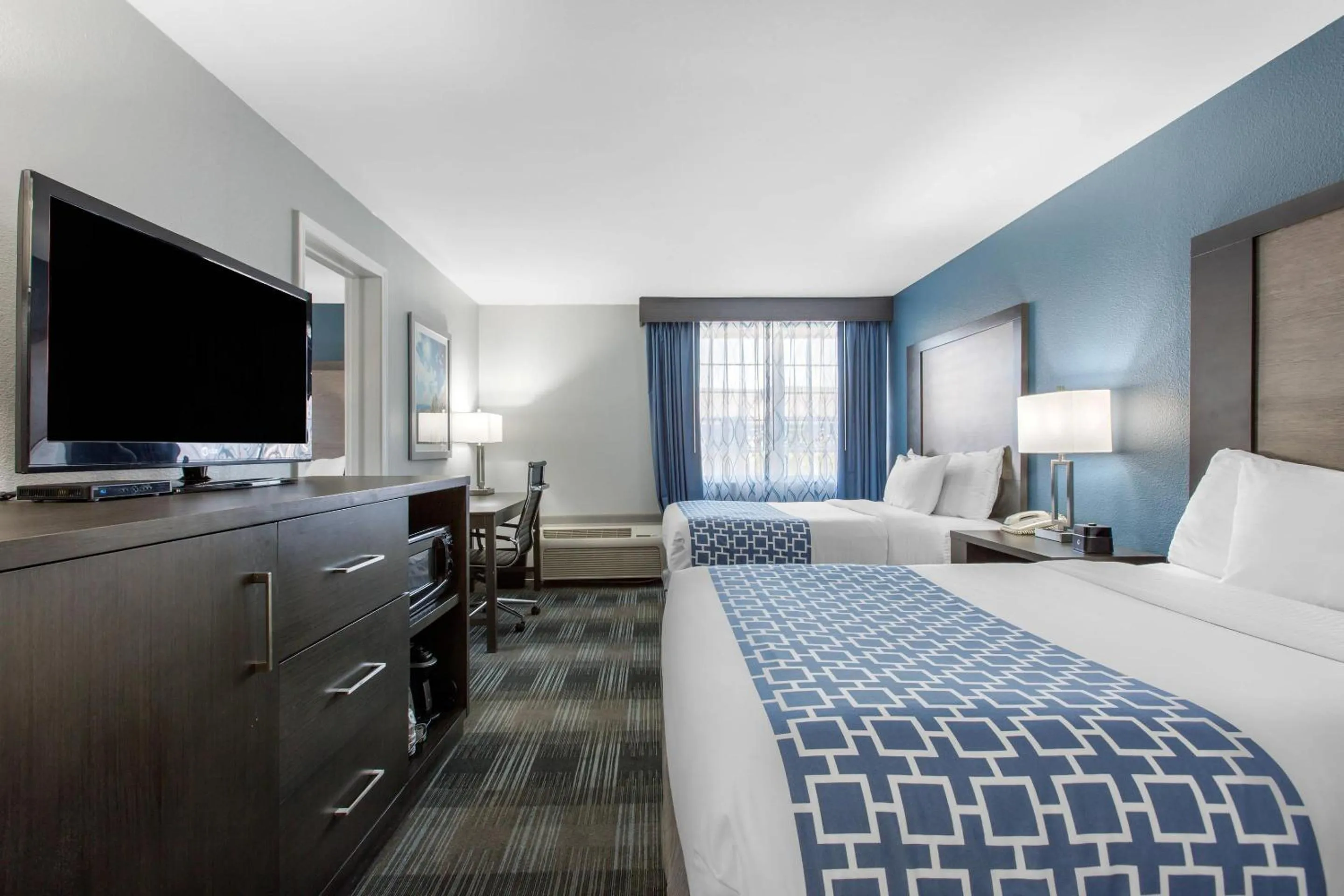 Bedroom, Bed in Cielo Hotel Bishop-Mammoth, an Ascend Collection Hotel