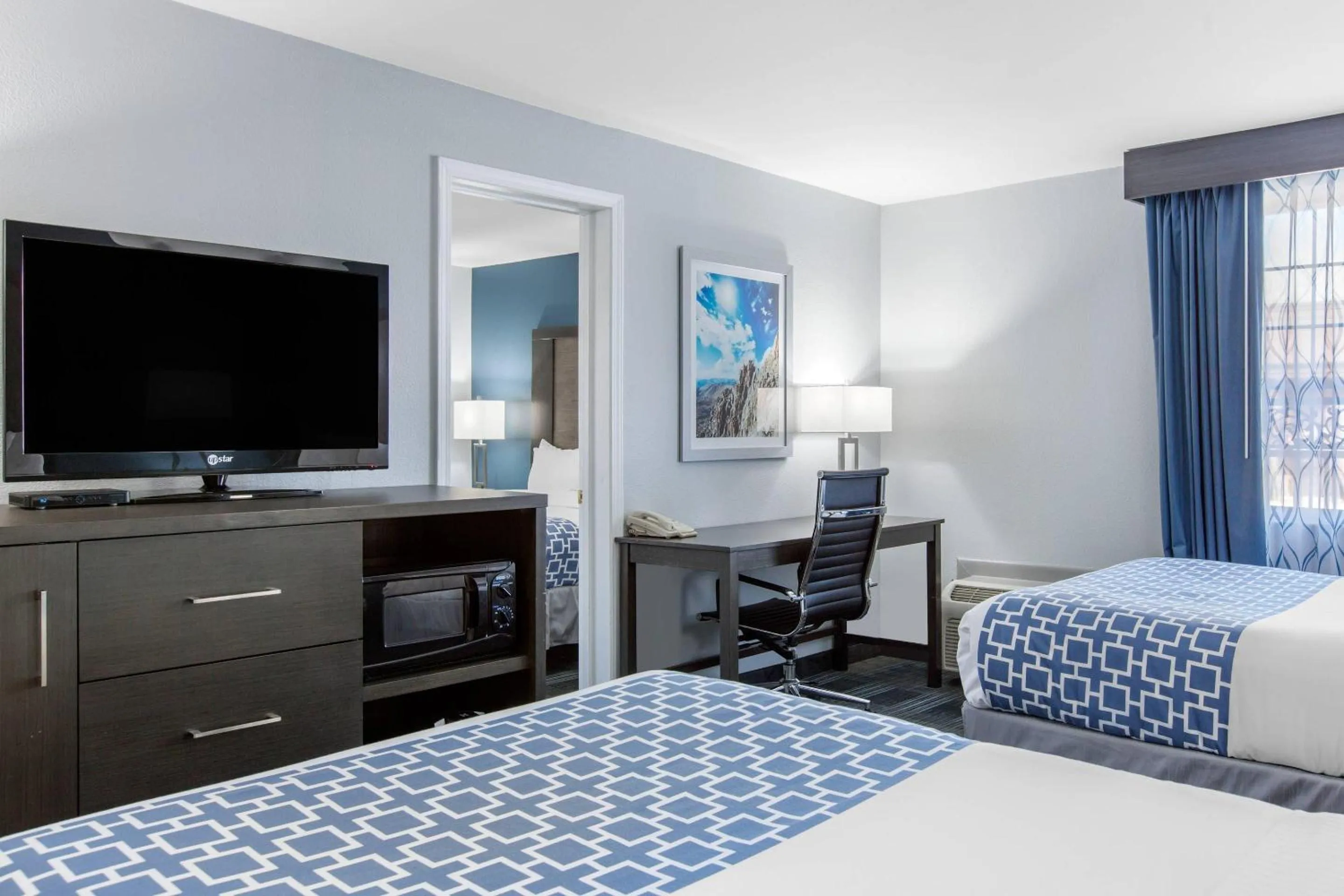 Bedroom, Bed in Cielo Hotel Bishop-Mammoth, an Ascend Collection Hotel