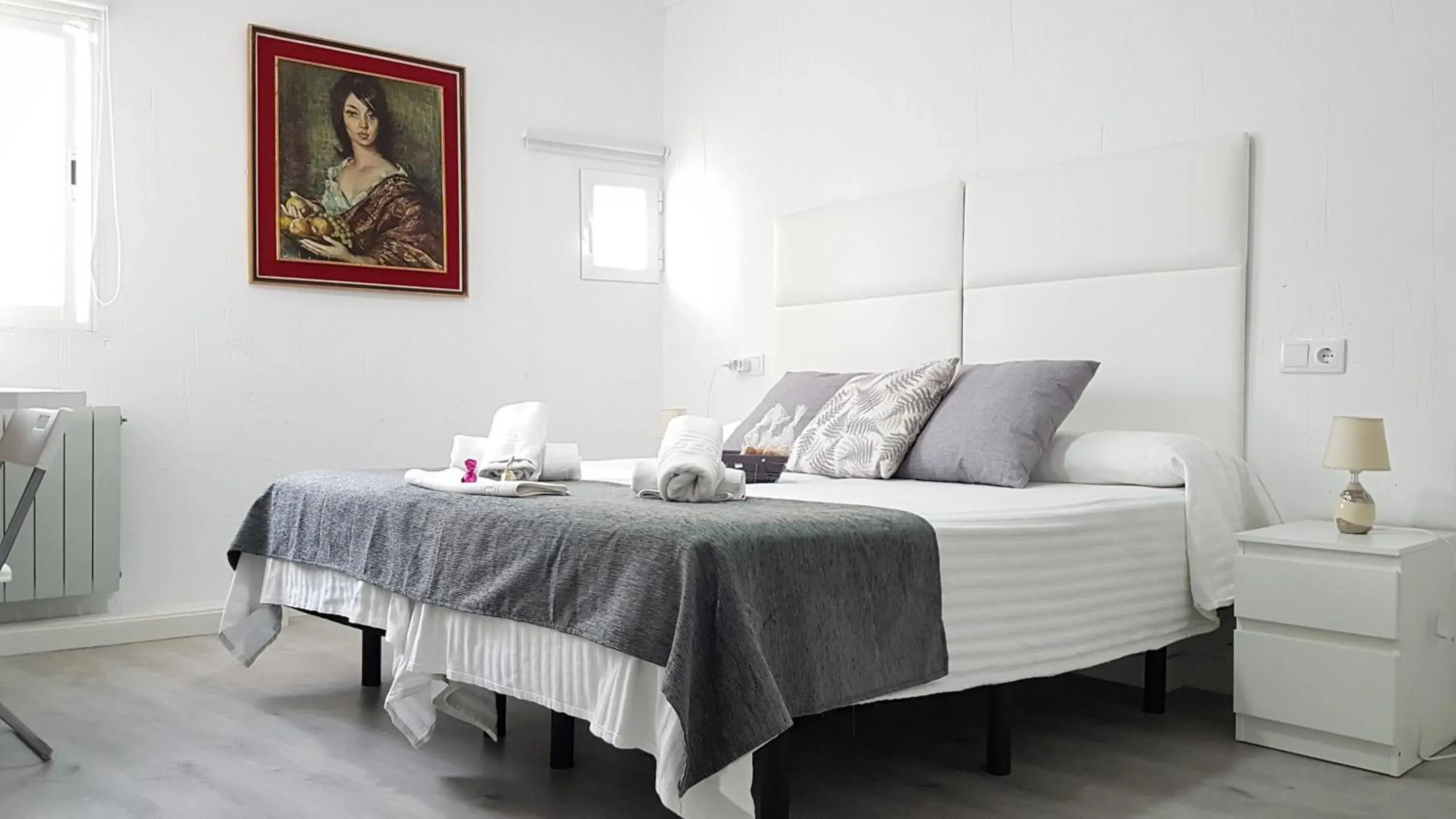 Twin Room with Private Bathroom in Casa Botes Twin Room with Private Bathroom in Casa Botes