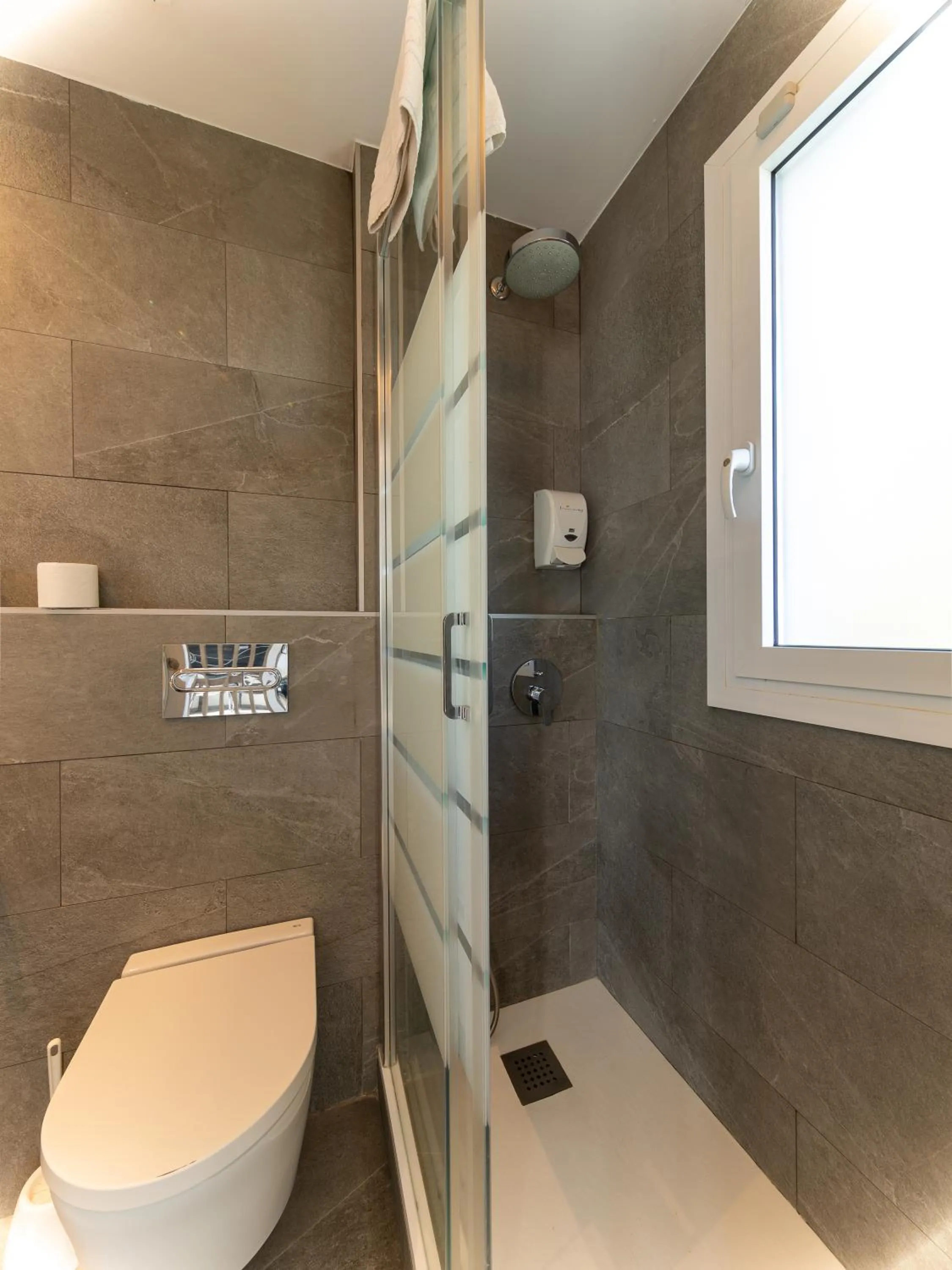 Bathroom in Apartamentos Sunway Apollo