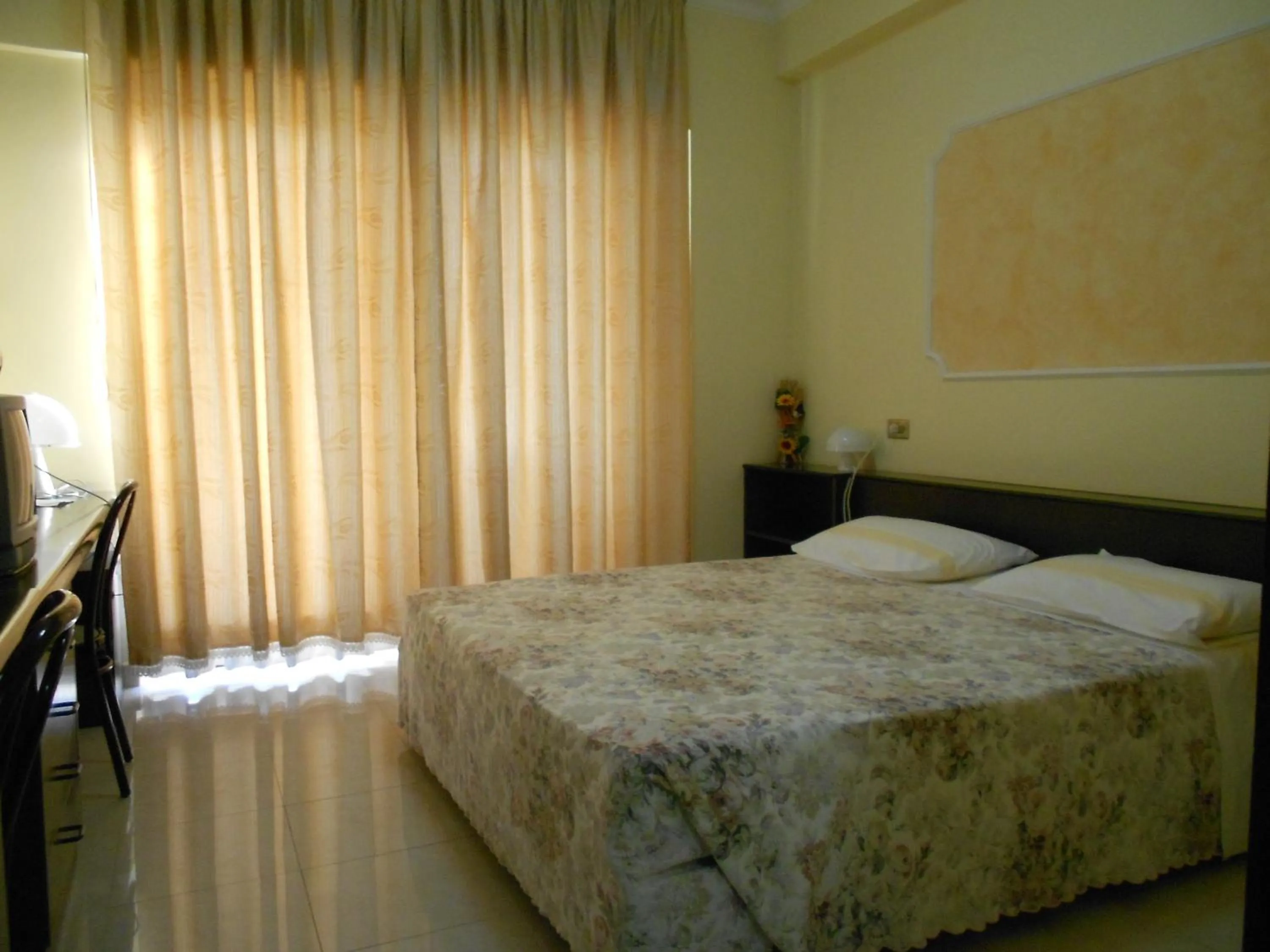 Bed in Hotel Le Dune