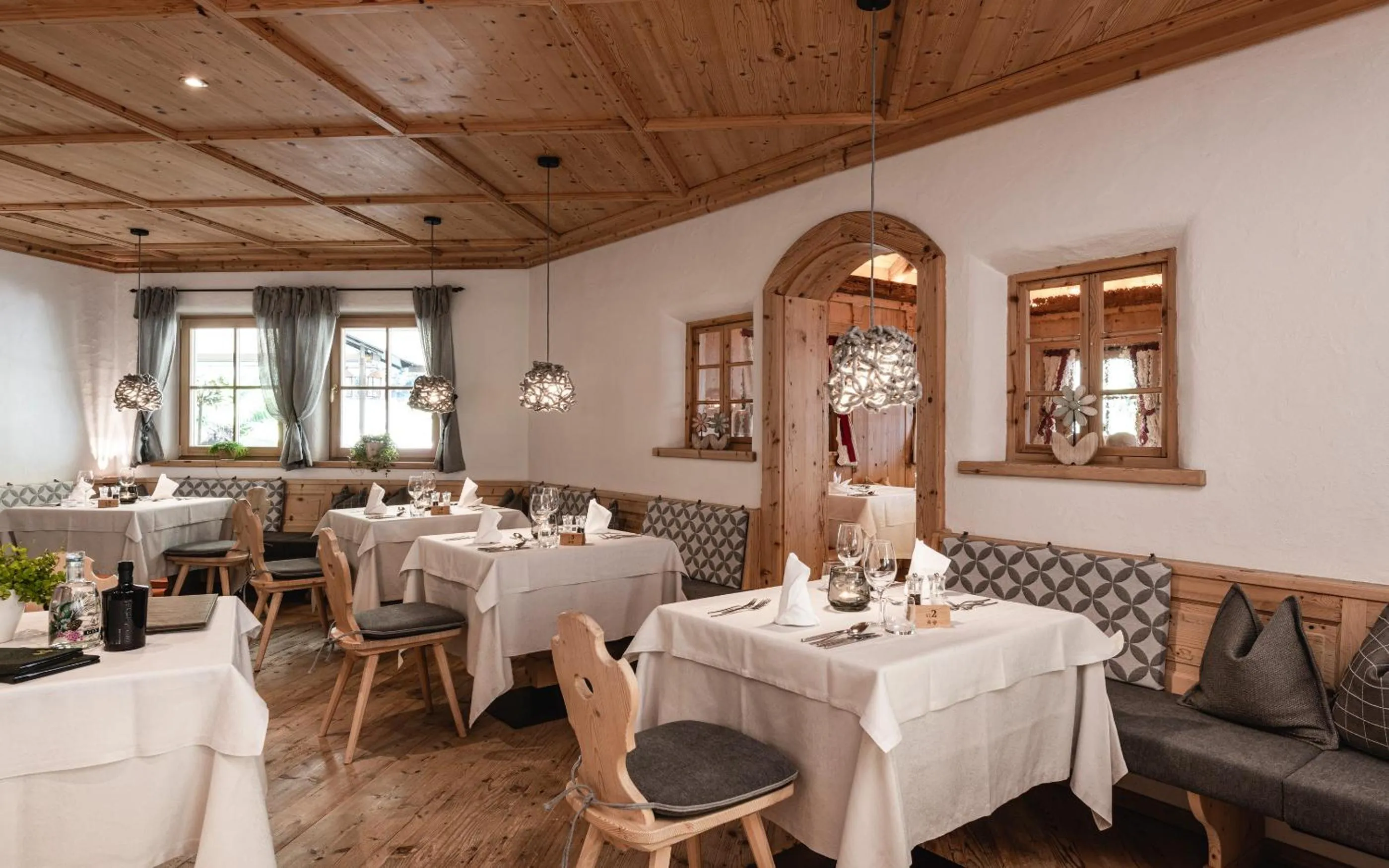 Restaurant/places to eat in Hotel Kassian