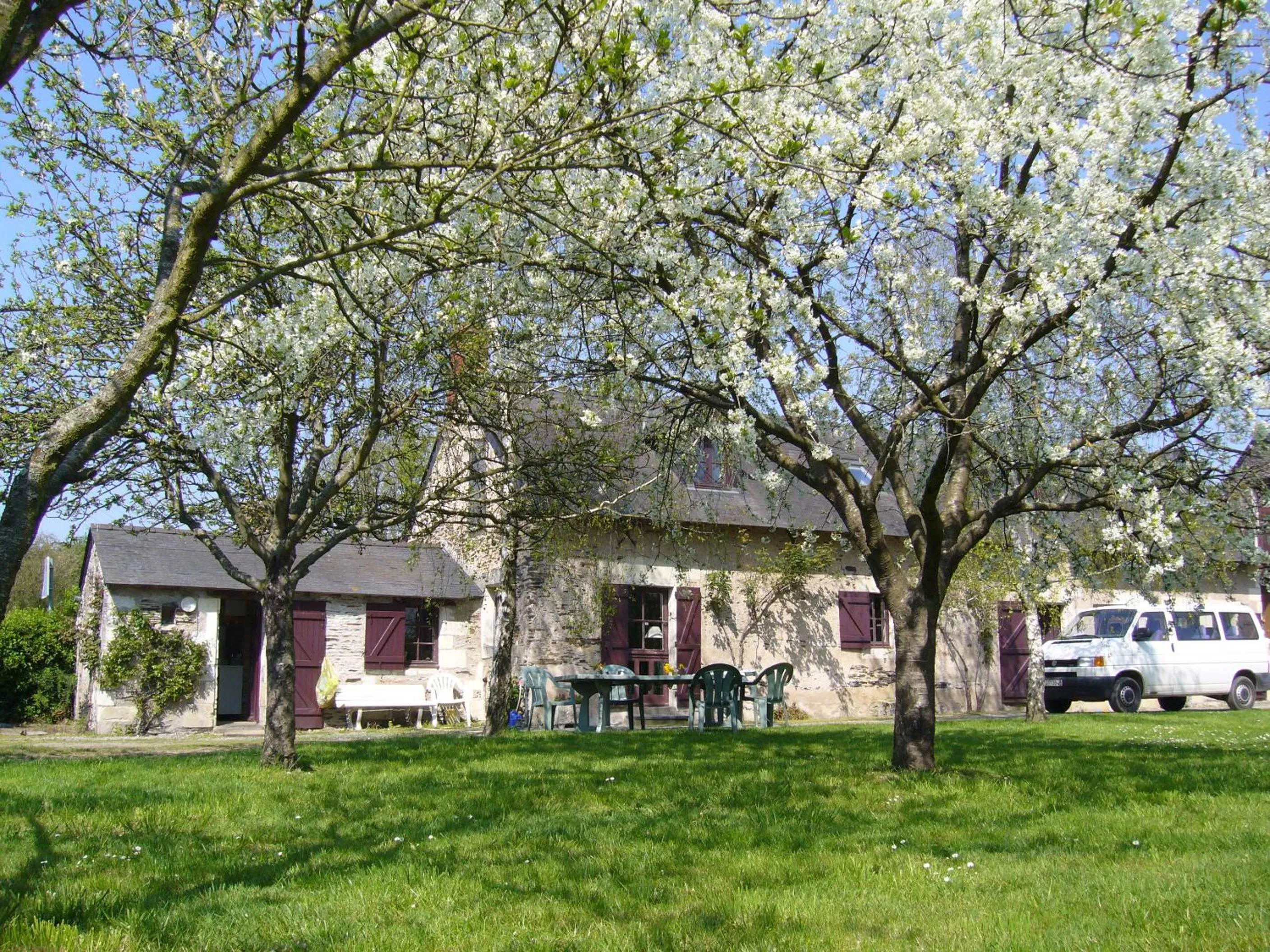 Property building in La Petite Charnasserie