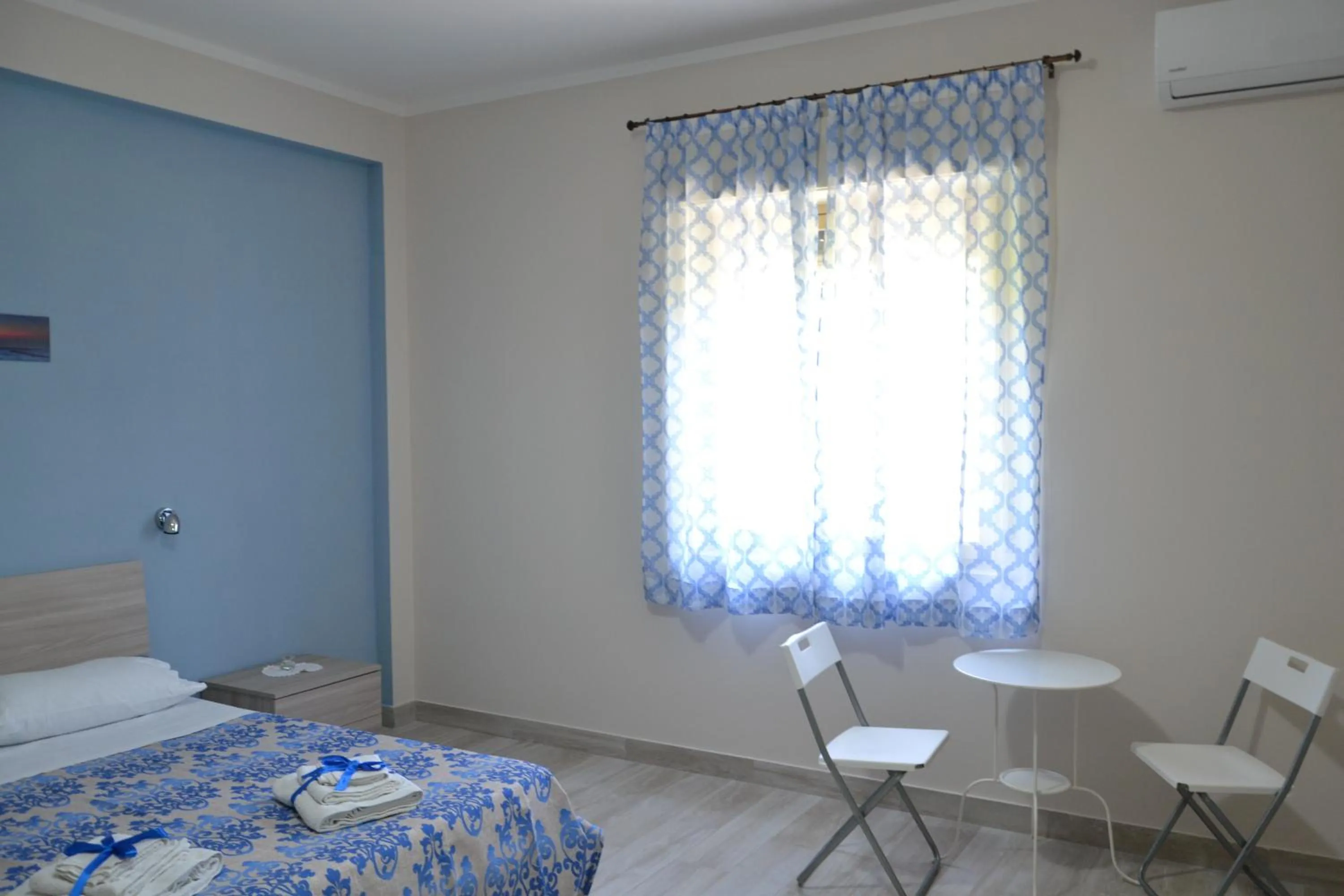 Photo of the whole room in B&B Al Sole di Sicilia