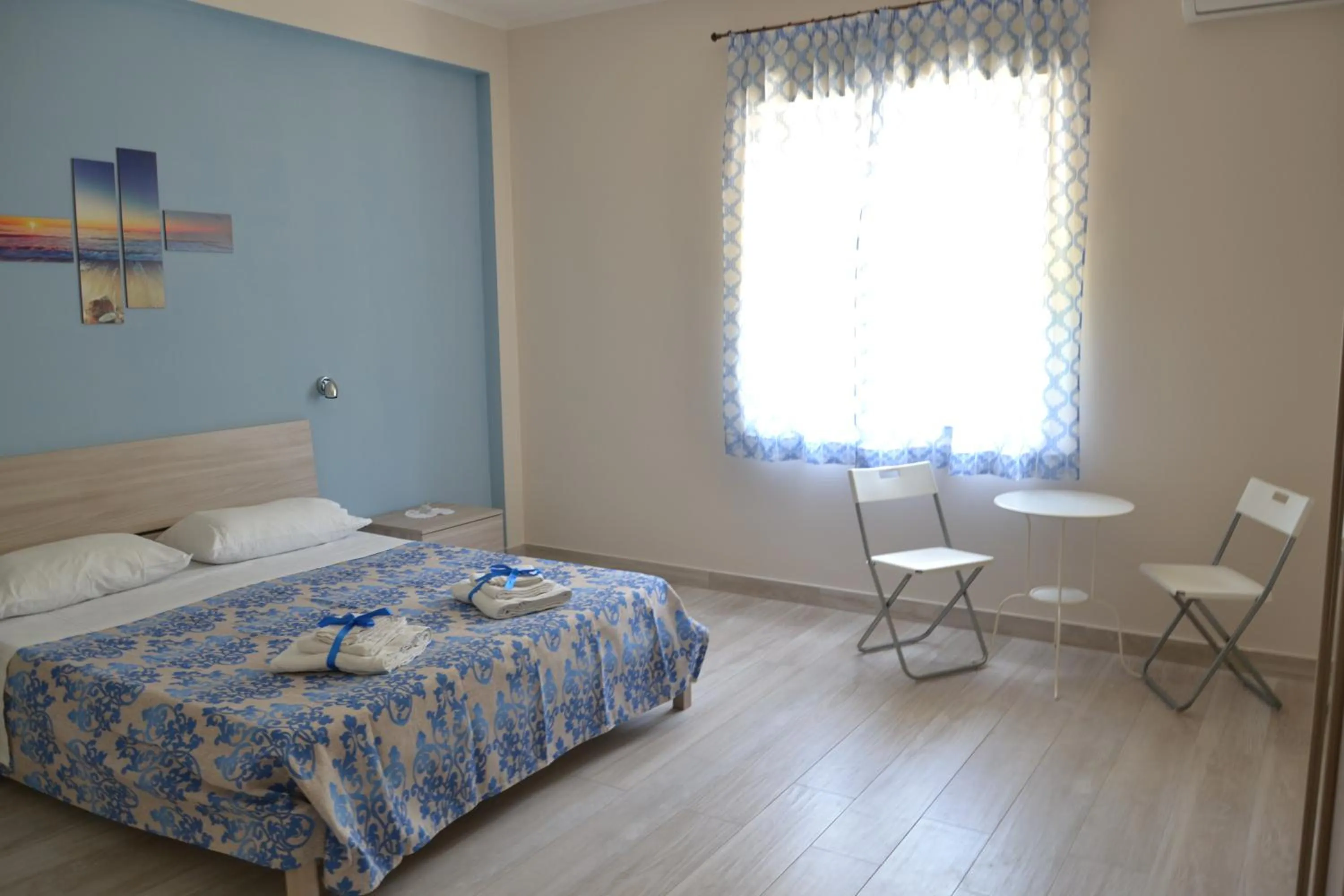 Photo of the whole room in B&B Al Sole di Sicilia