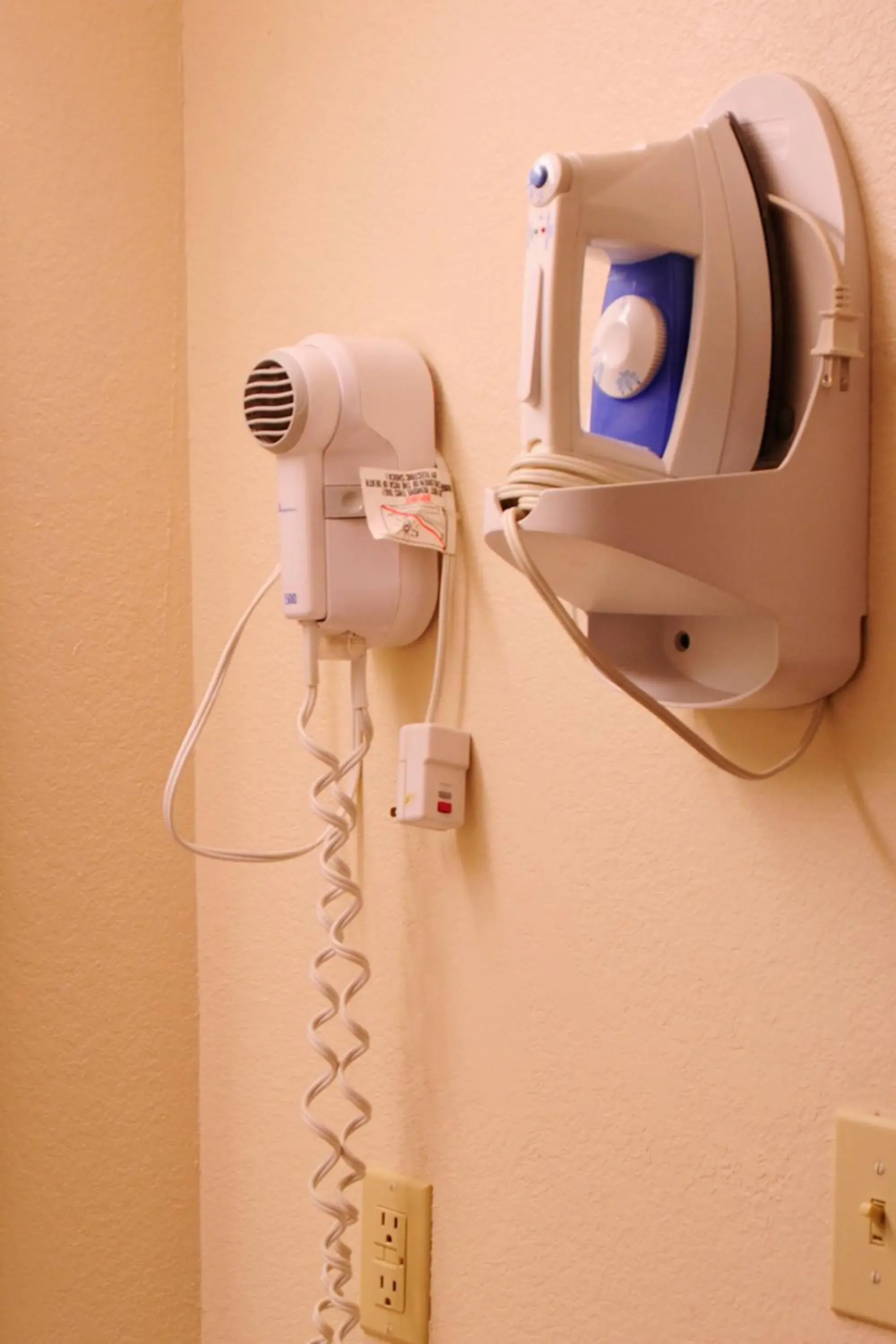 Bathroom in Whispering Hills Inn Bathroom in Whispering Hills Inn
